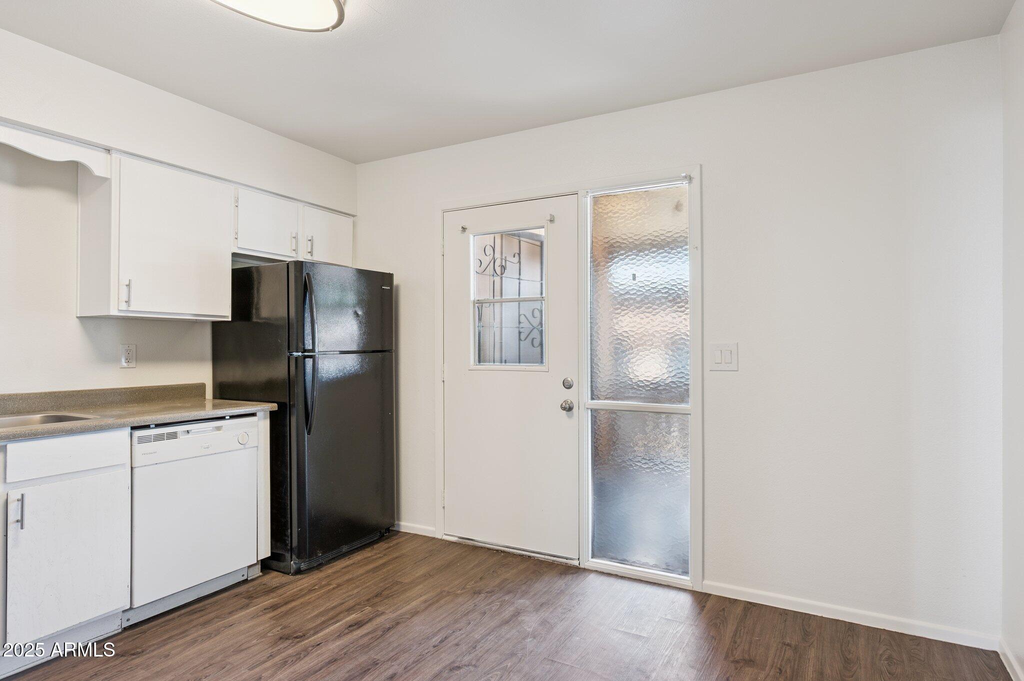 5925 E University Drive Apt 122