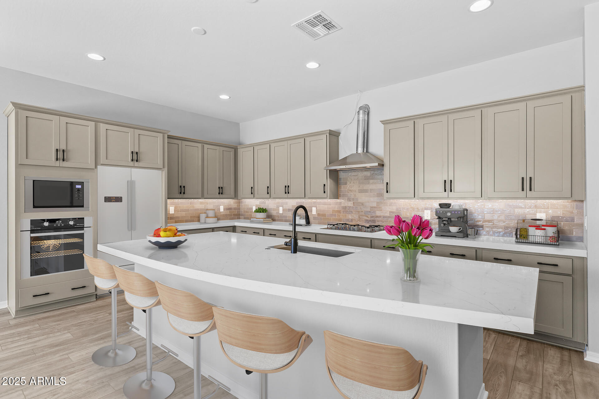 23161 E Mockingbird Drive