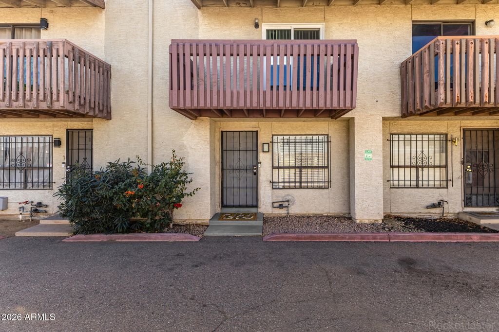 Photo of 1618 N 32nd Street #2, Phoenix, AZ 85008 (MLS # 7000848)