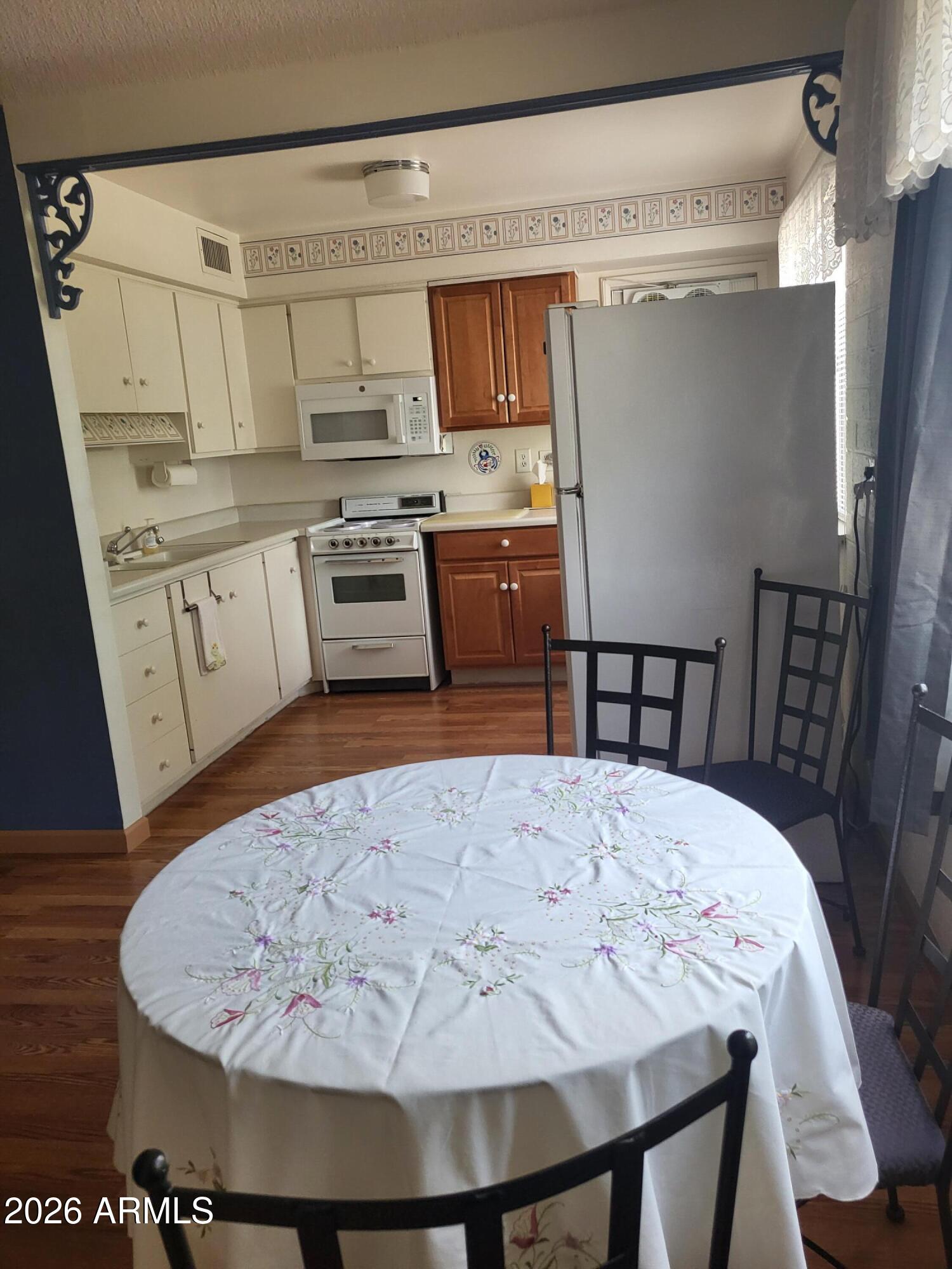 8210 E GARFIELD Street K124