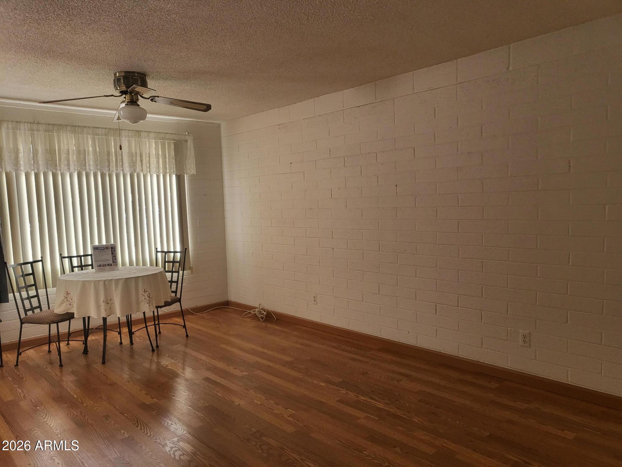 8210 E GARFIELD Street K124