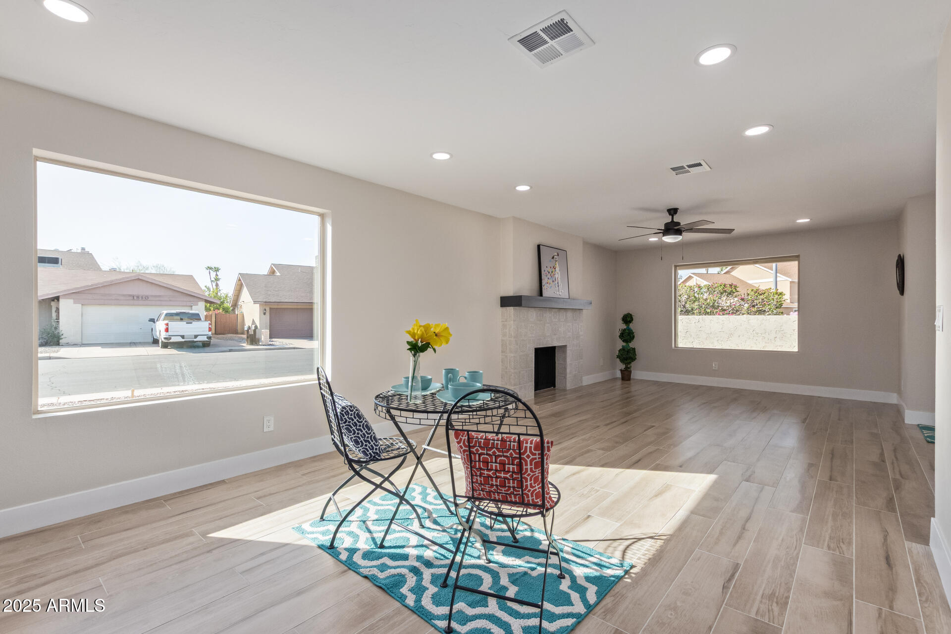 1537 W IMPALA Avenue