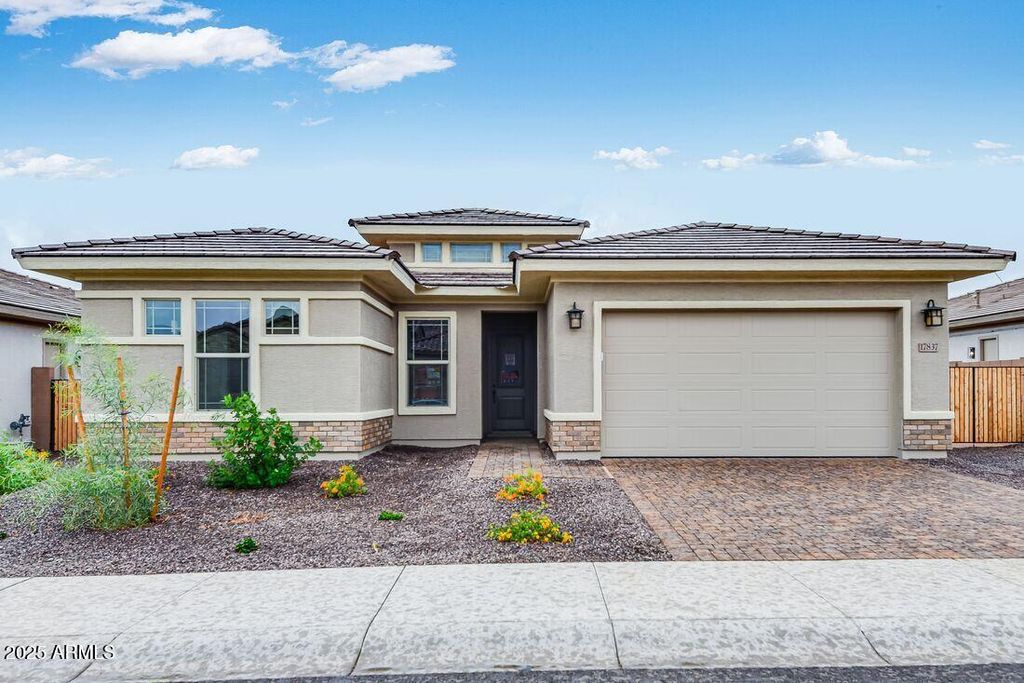Photo of 17837 W Pasadena Avenue, Litchfield Park, AZ 85340 (MLS # 7024498)