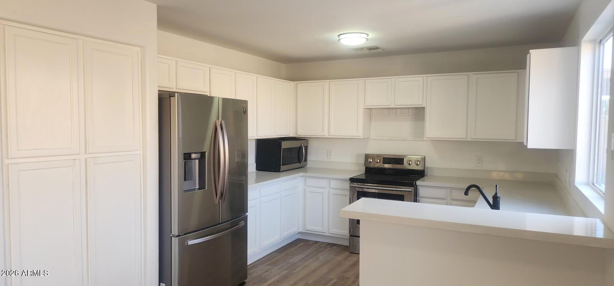 12626 W PARADISE Drive