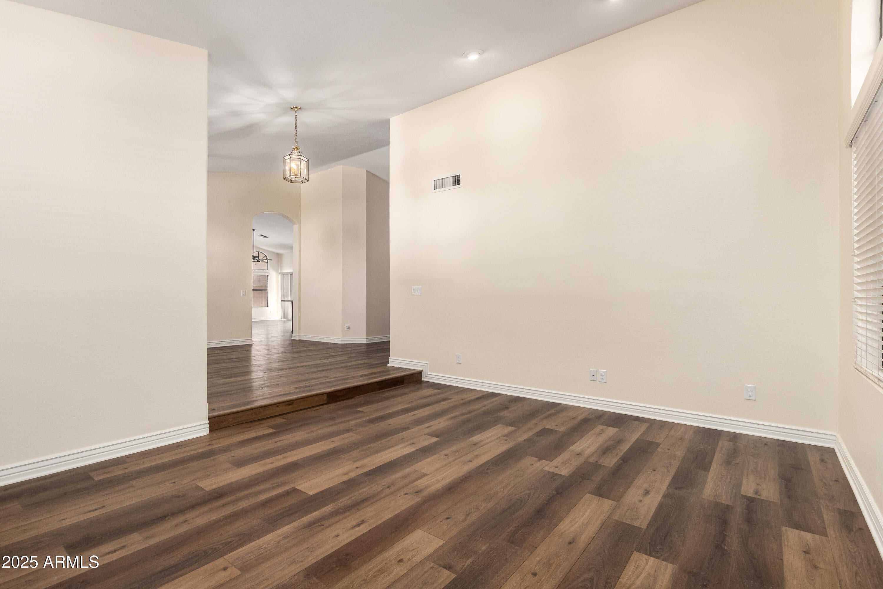 1517 W Islandia Drive
