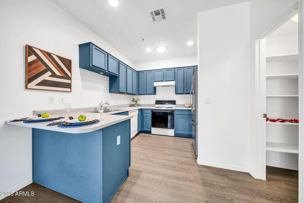 Photo of 8800 N 107th Avenue #52, Peoria, AZ 85345 (MLS # 6968671)