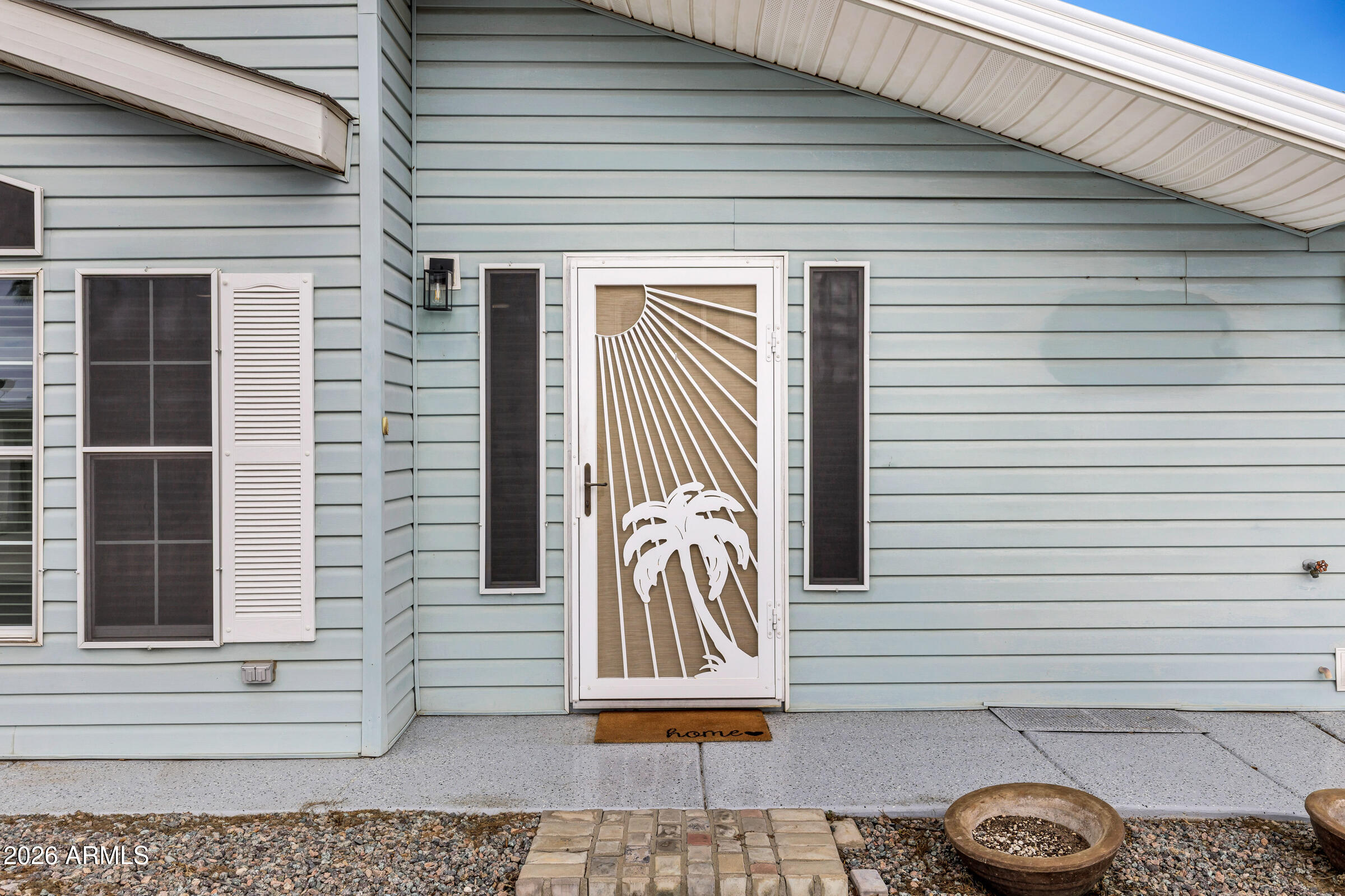 215 N POWER Road 150