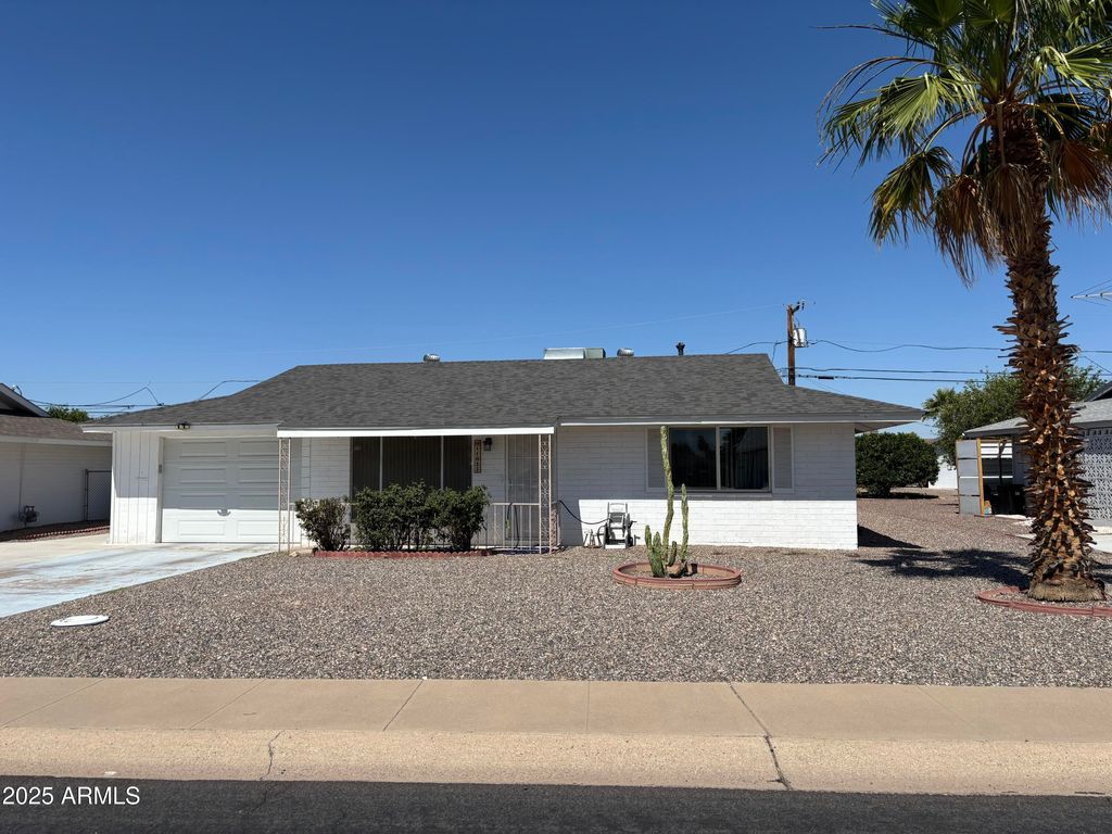 Photo of 11025 W Cherry Hills Drive W, Sun City, AZ 85351 (MLS # 6877008)