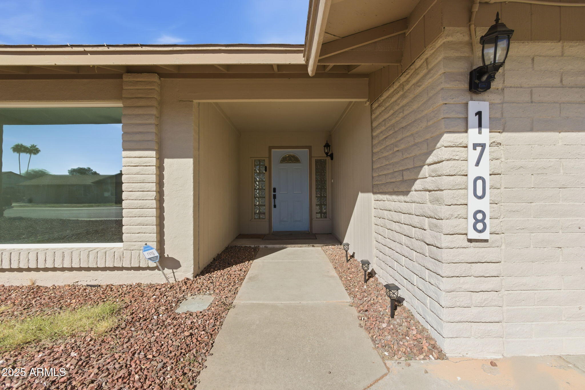 1708 W VILLA MARIA Drive