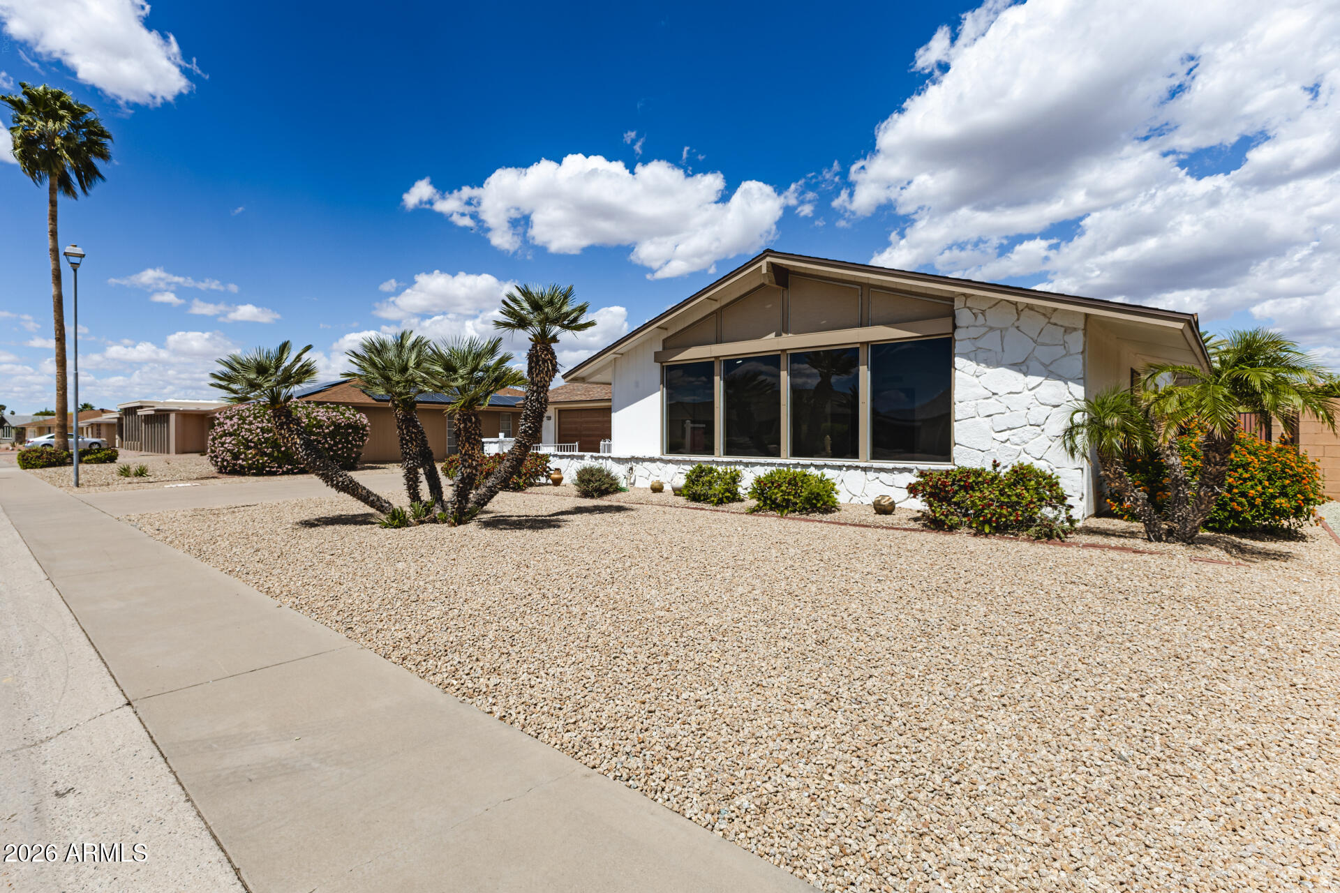 9434 W RAINTREE Drive