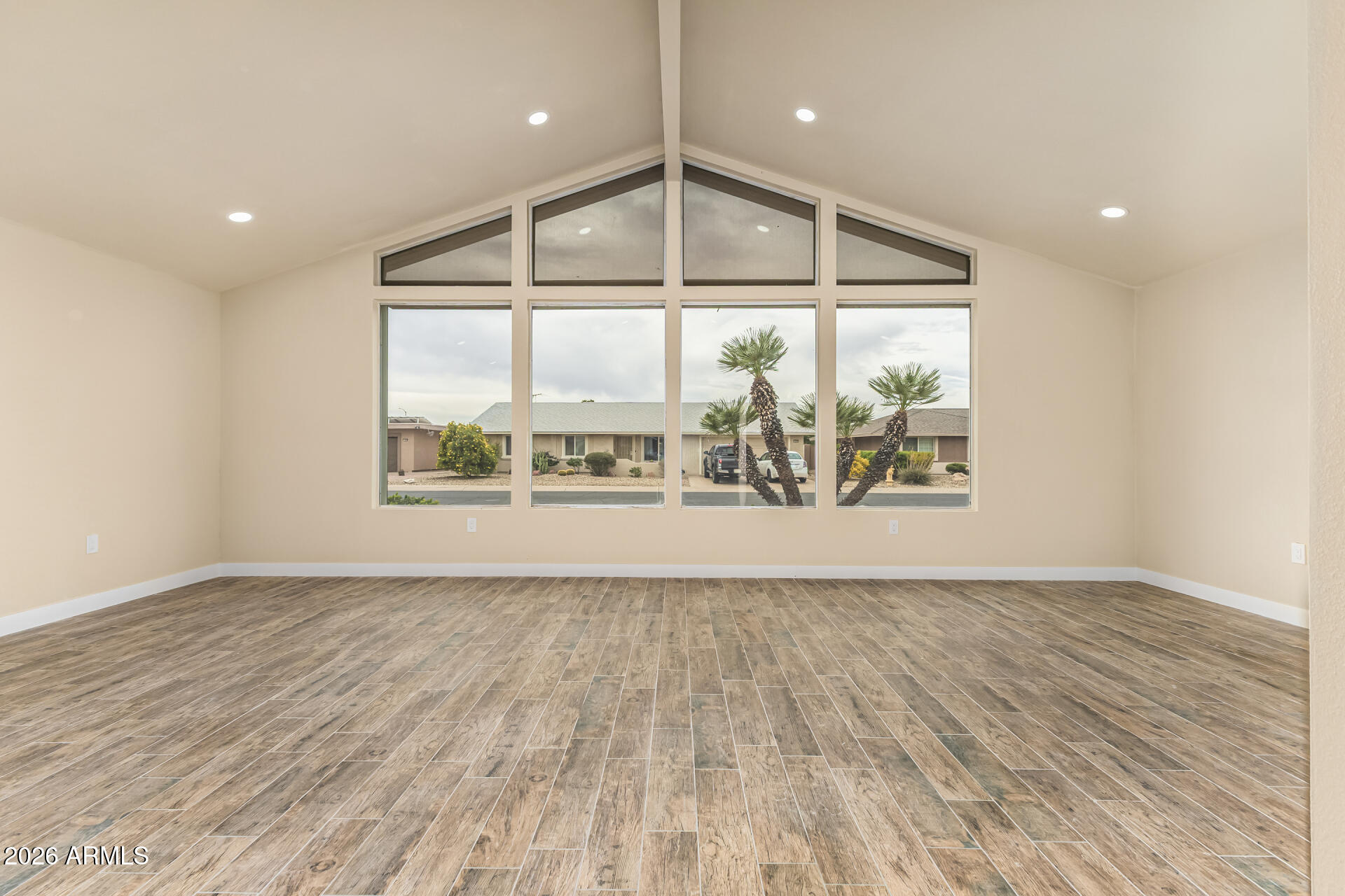 9434 W RAINTREE Drive