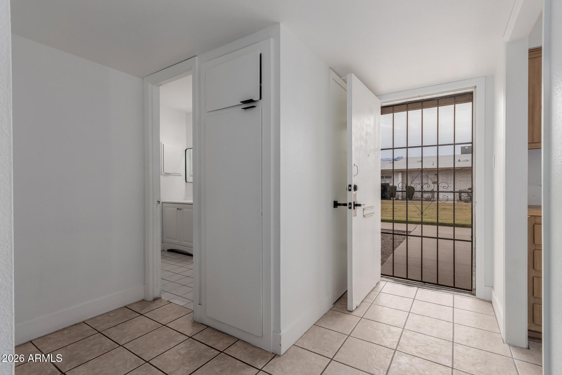 7127 W MARIPOSA Street