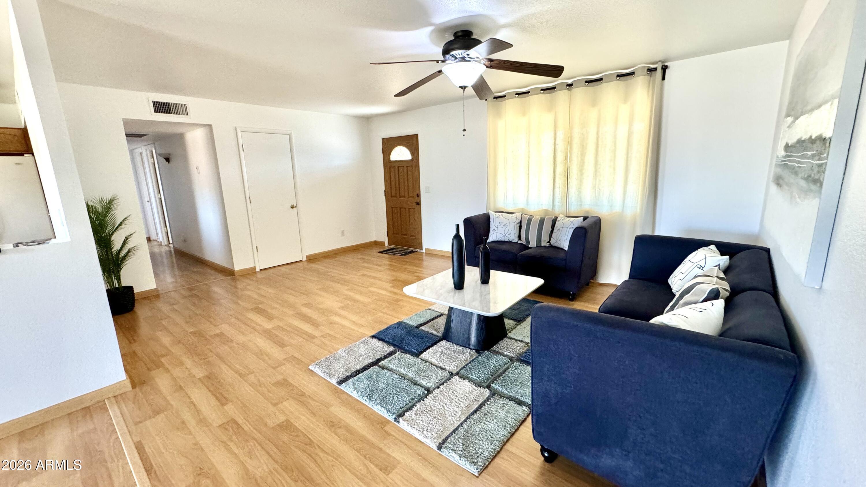 3420 W CLAREMONT Street W