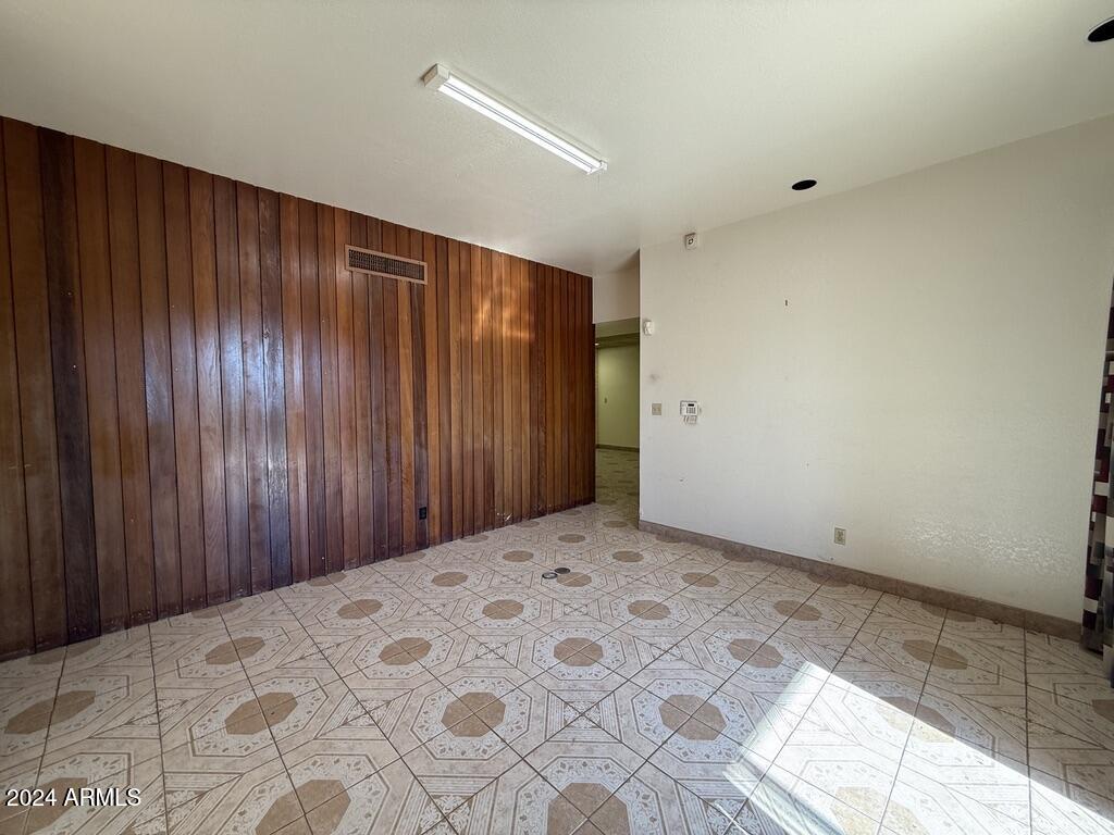 1444 N 16TH Street