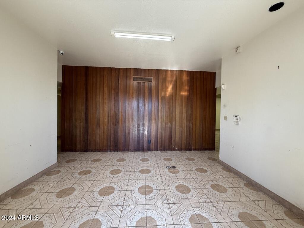 1444 N 16TH Street