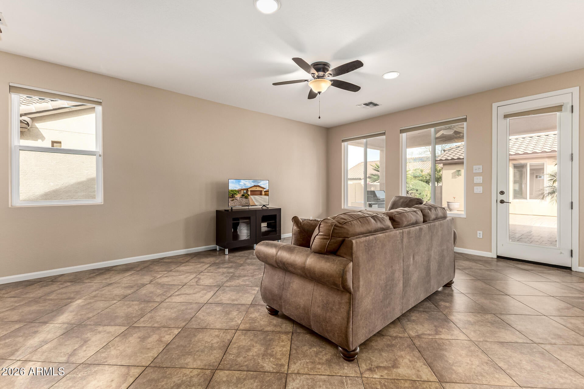 5265 N PARKER Lane