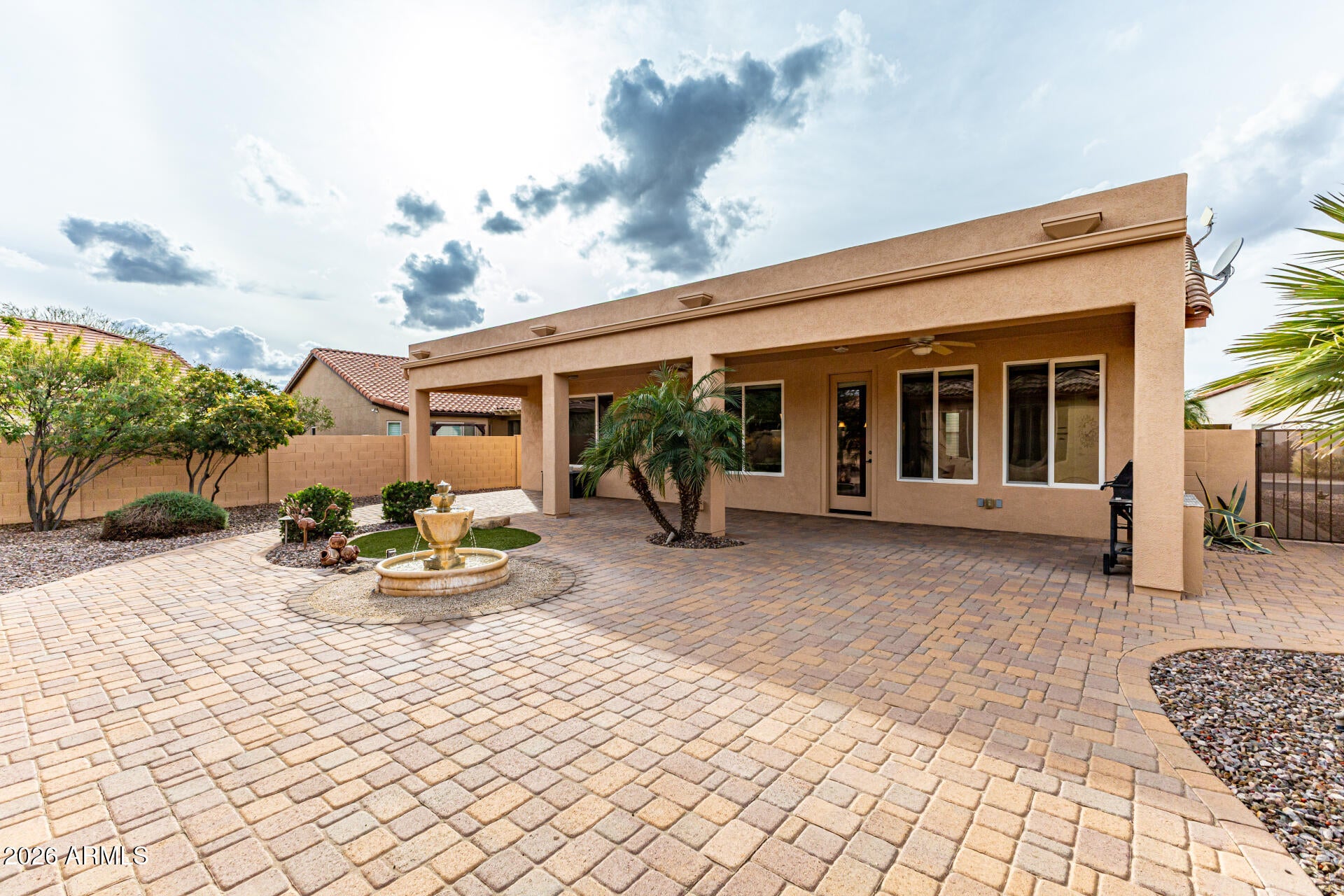 5265 N PARKER Lane
