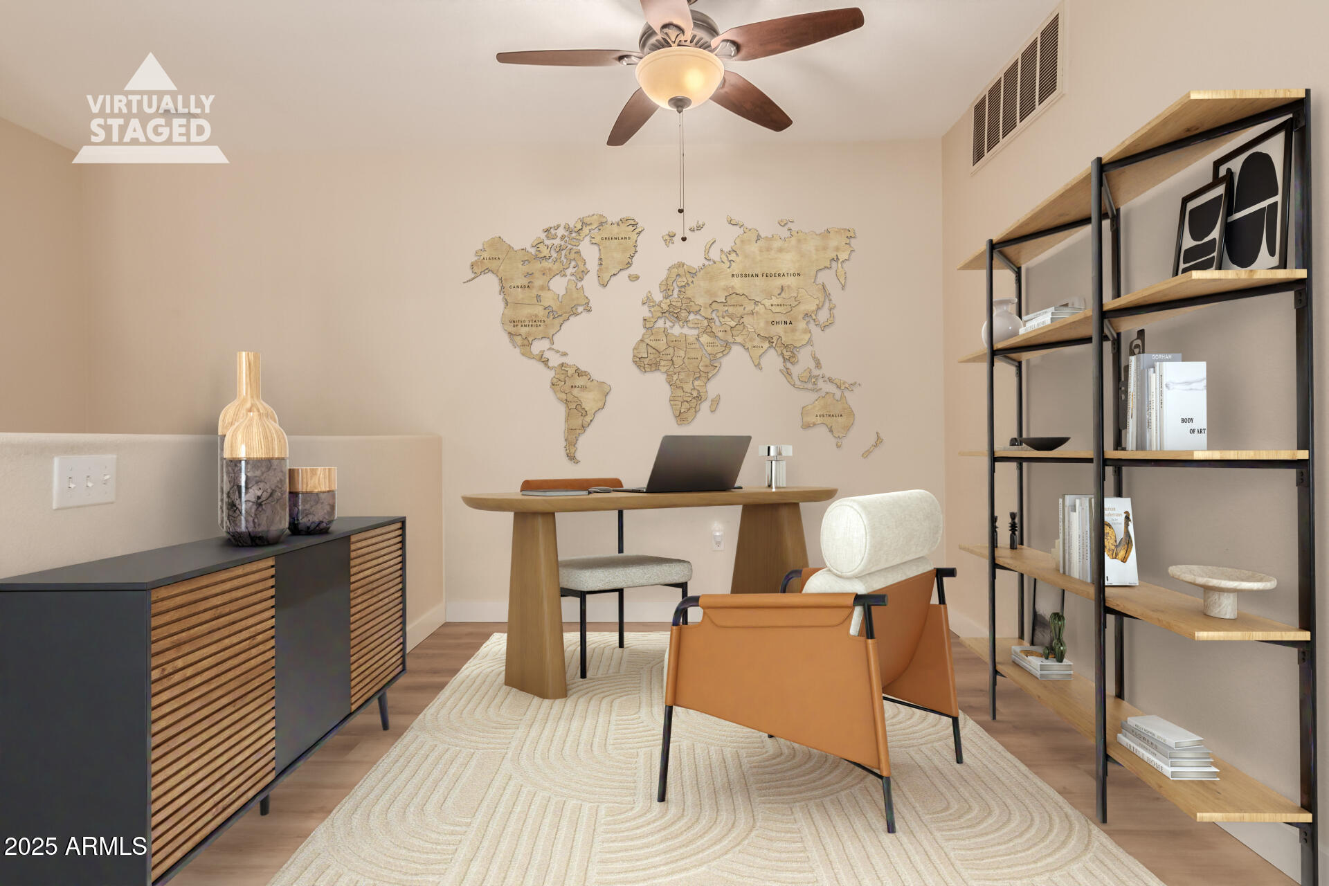 10410 N CAVE CREEK Road 2006