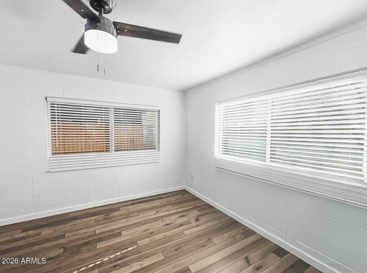 1911 E AMELIA Avenue 07