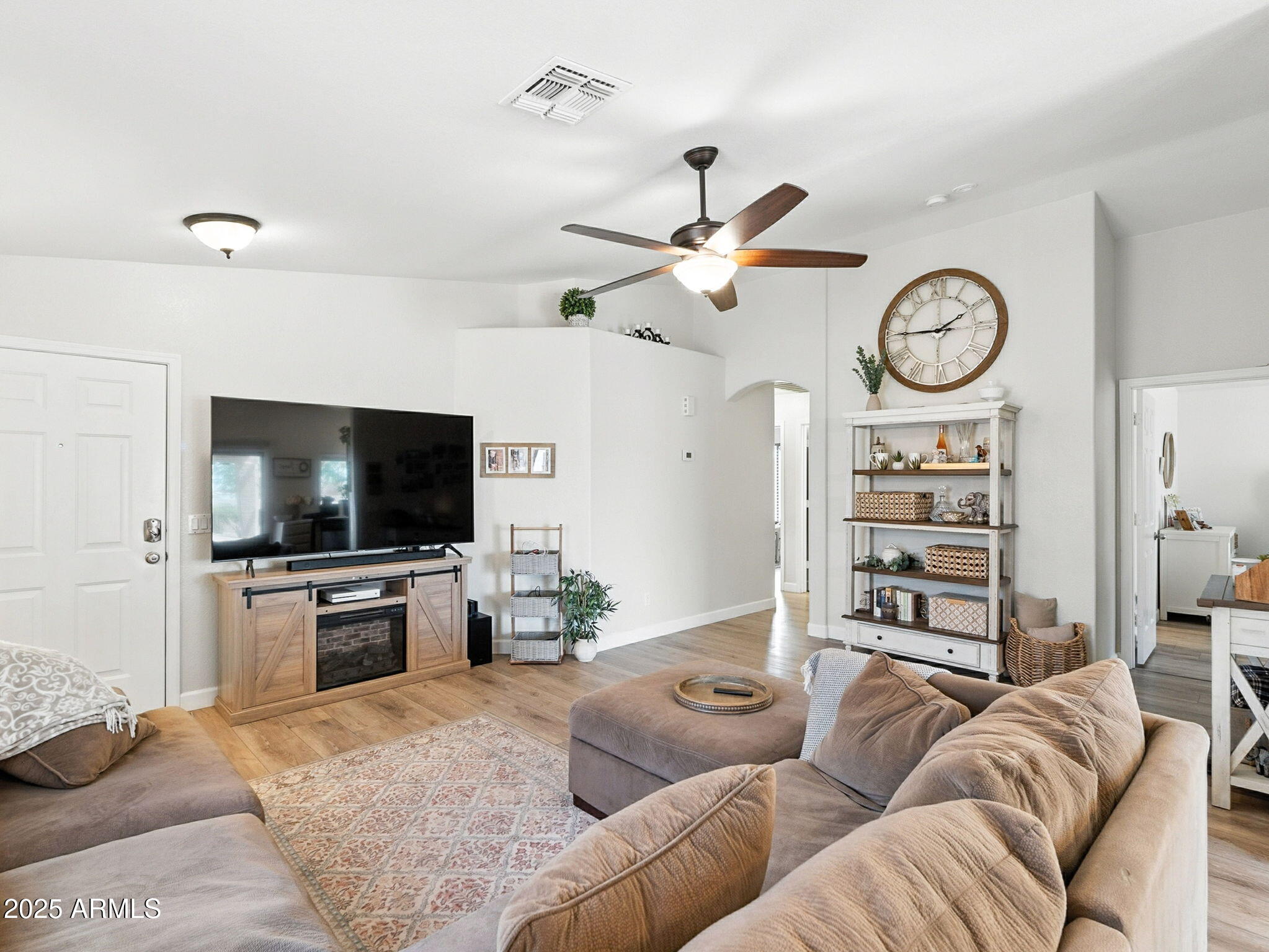 6768 S RUSSET SKY Way