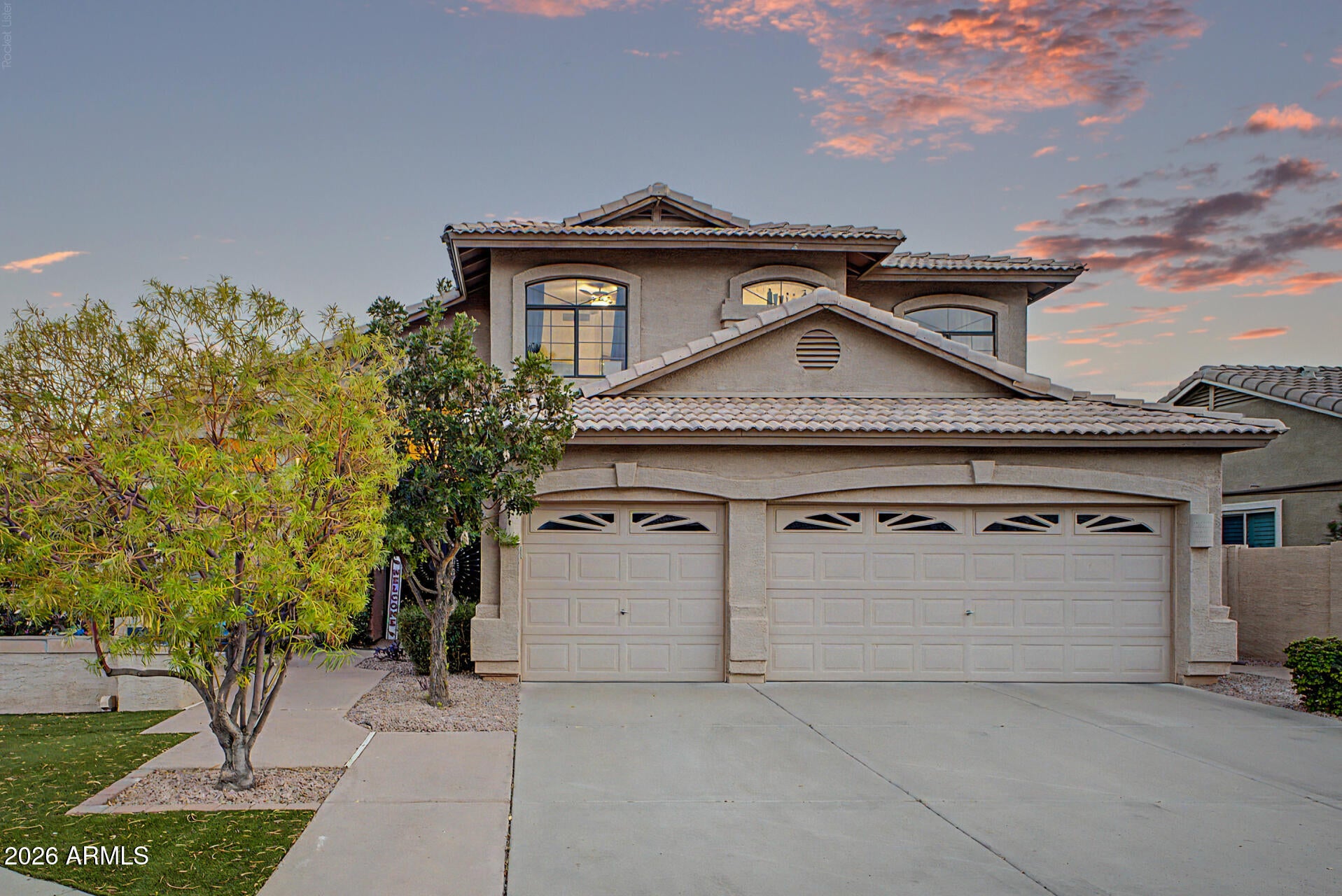 5477 W QUAIL Avenue