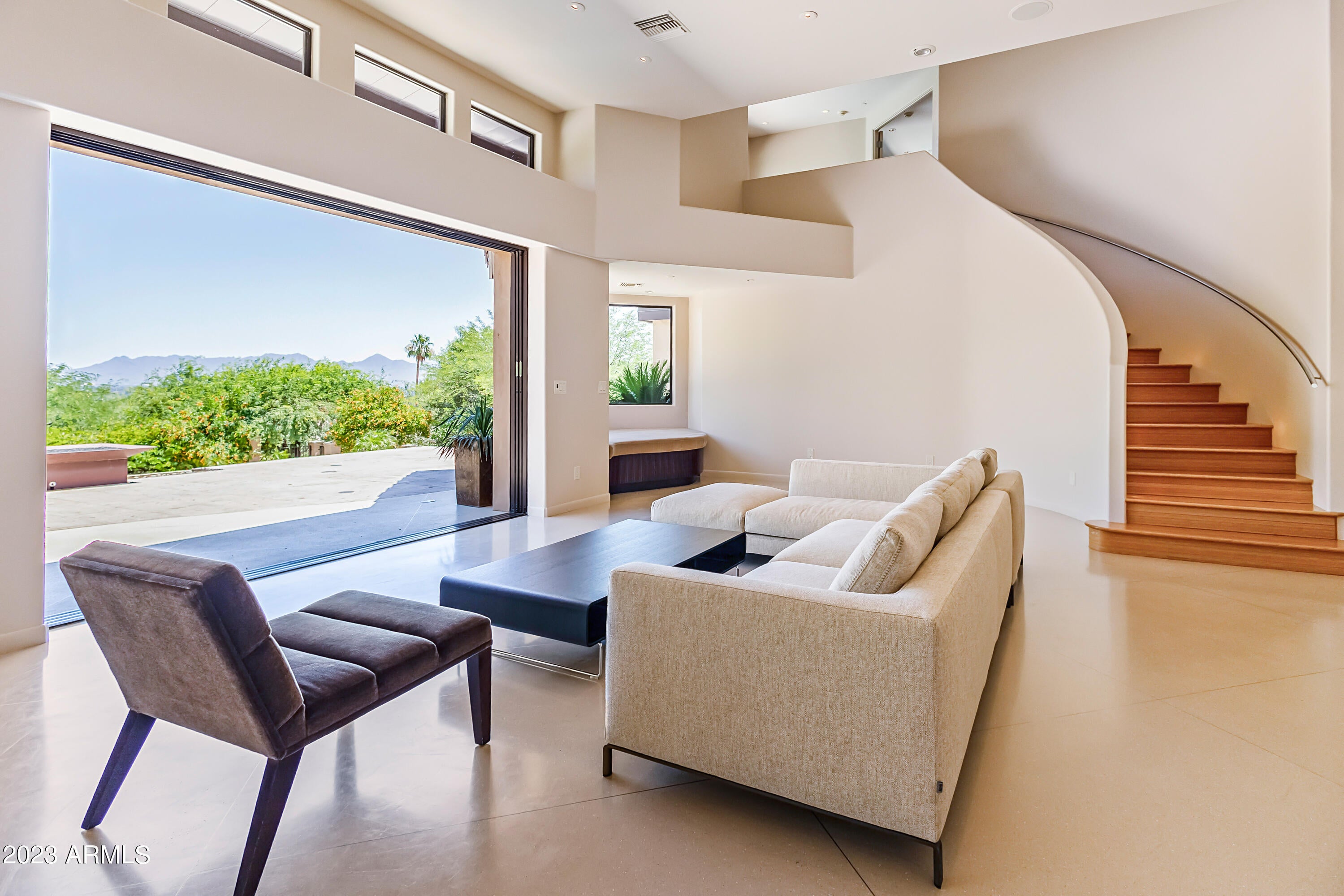 6015 E QUARTZ MOUNTAIN Road