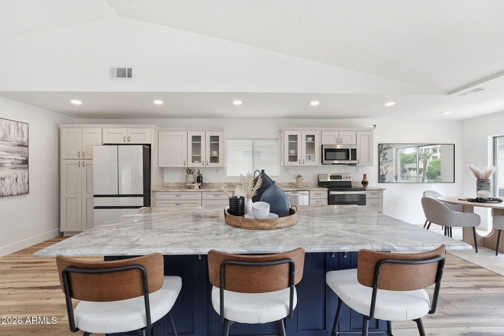 Photo of 978 E Driftwood Drive, Tempe, AZ 85283 (MLS # 7094847)