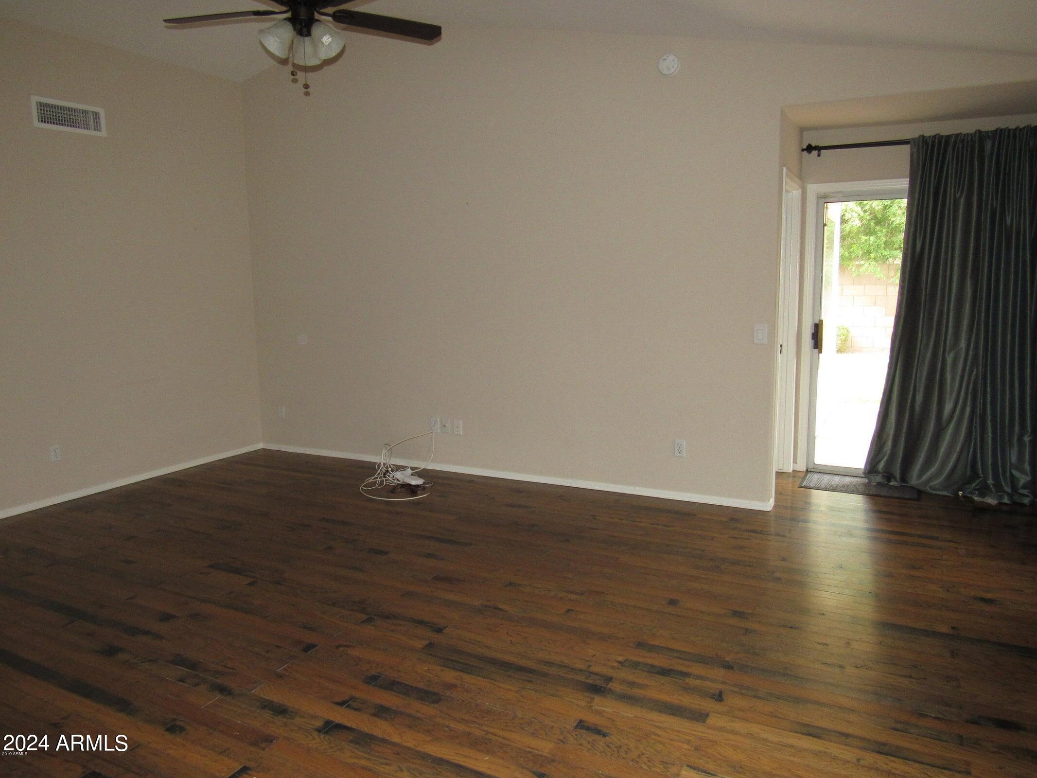 102 W GAIL Drive