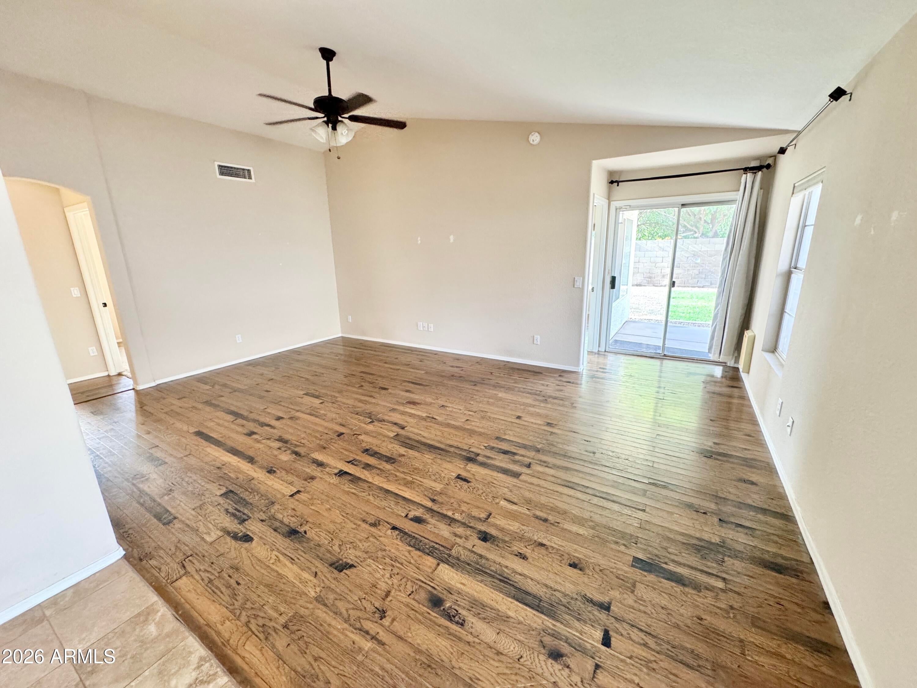 102 W GAIL Drive
