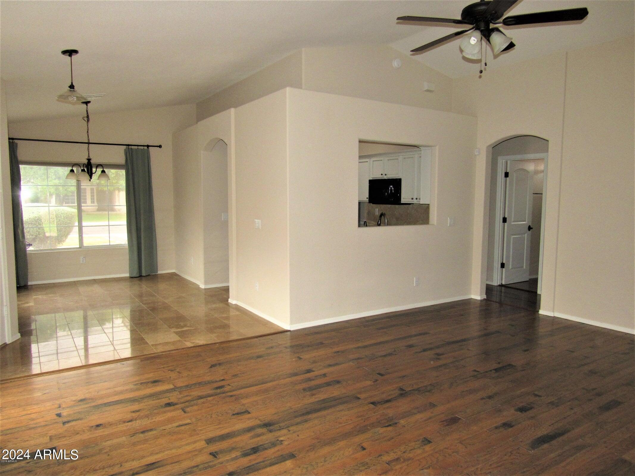 102 W GAIL Drive