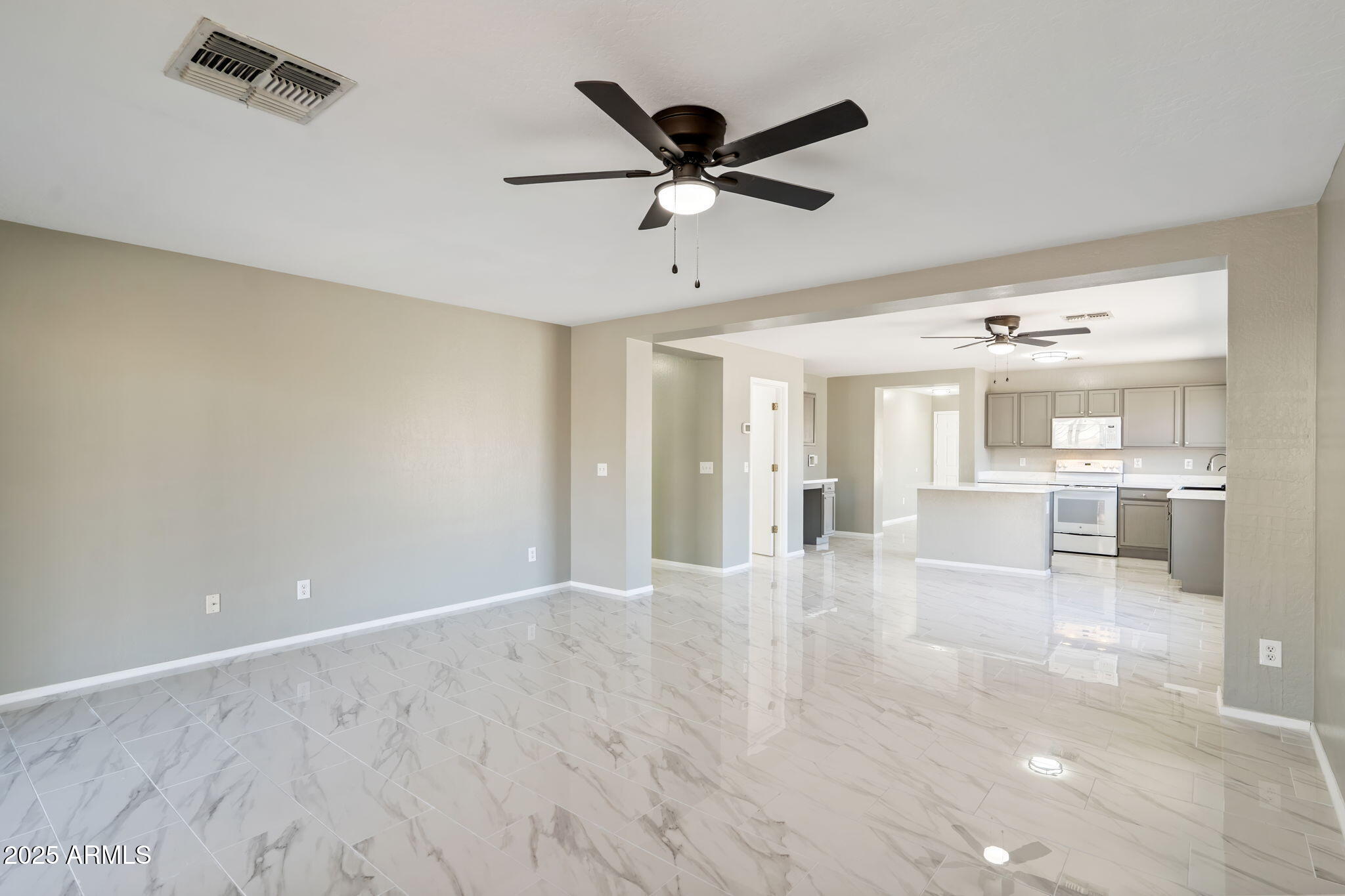 Homes for Sale in Queen Creek Arizona 2 2922 W DUNBAR Drive