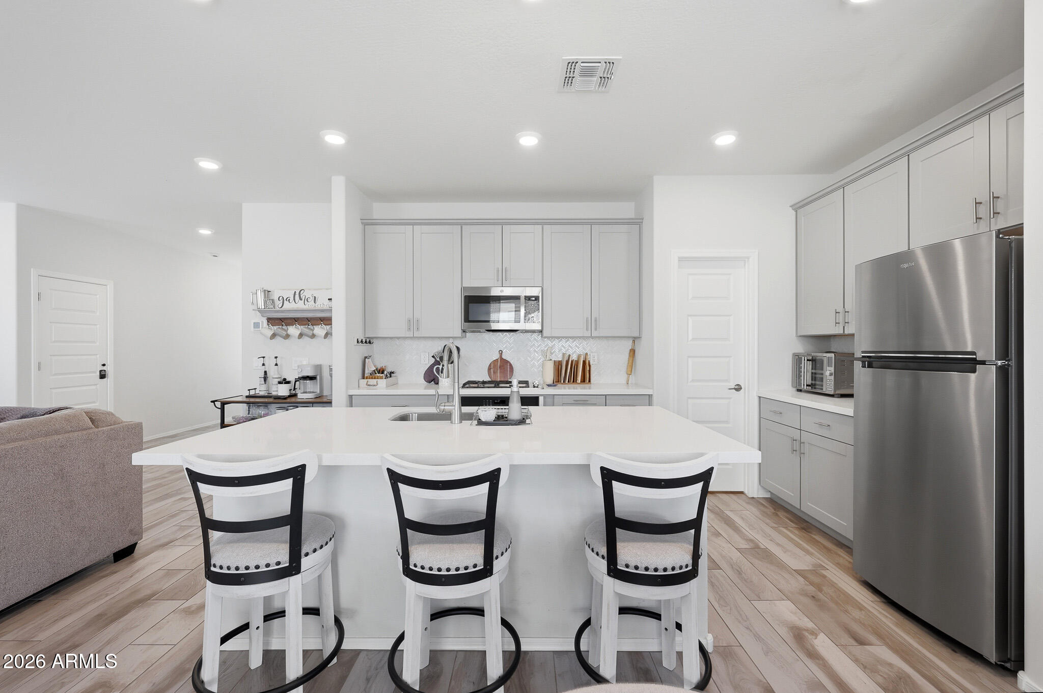 14656 W VALENTINE Street