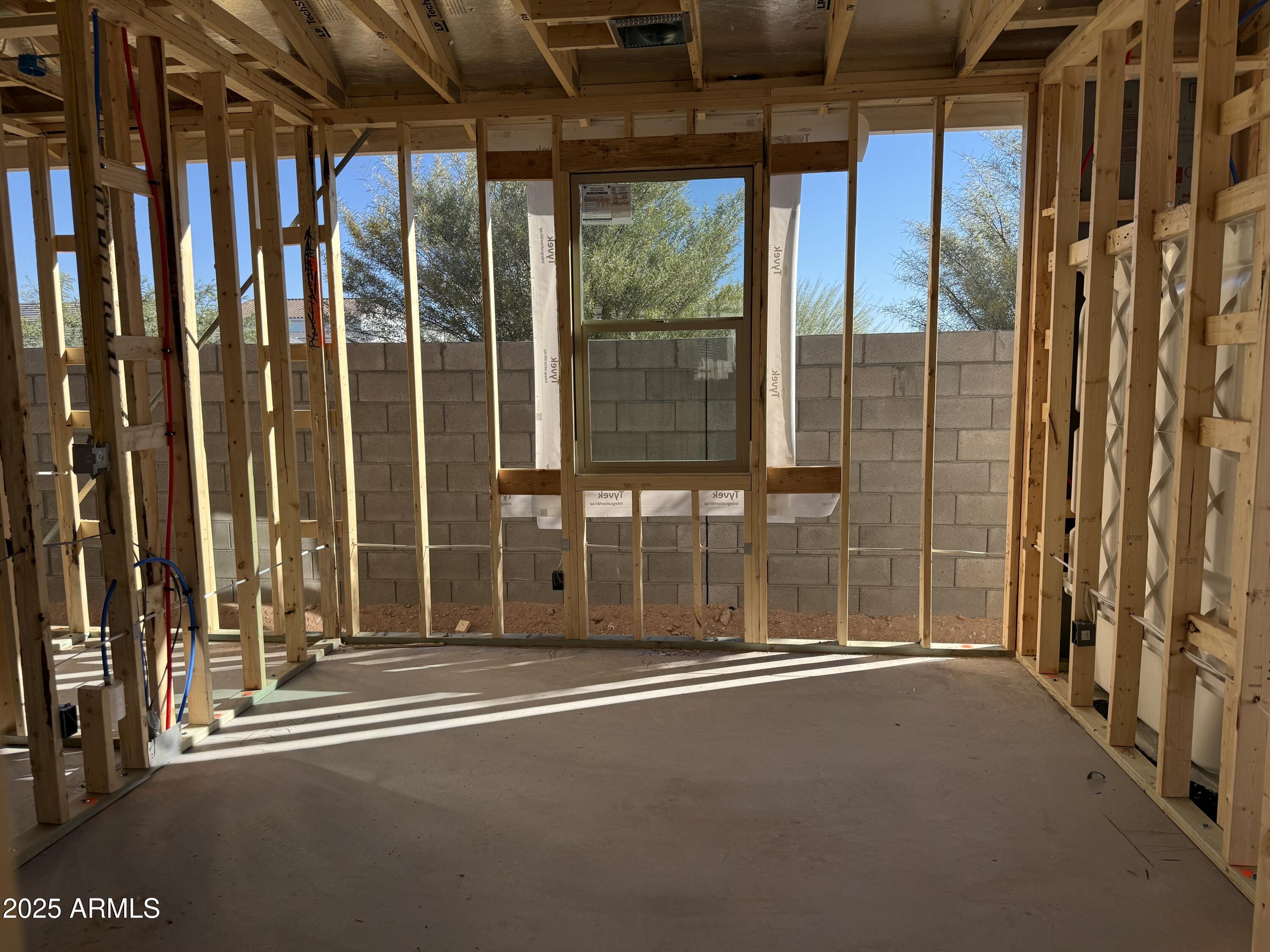 18200 W LA SENDA Drive