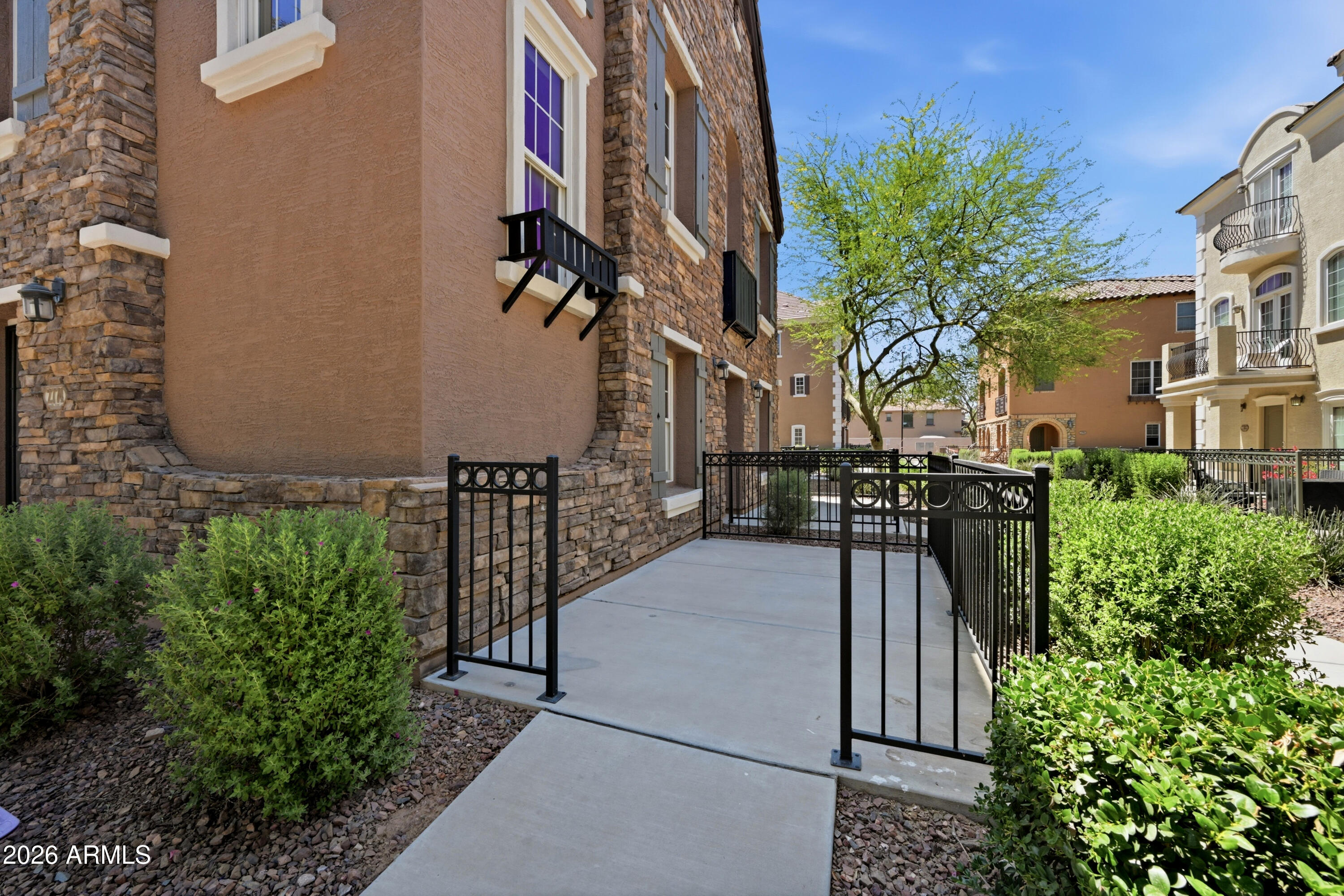 VAL VISTA CLASSIC PARCEL 1 CONDOMINIUM - Residential