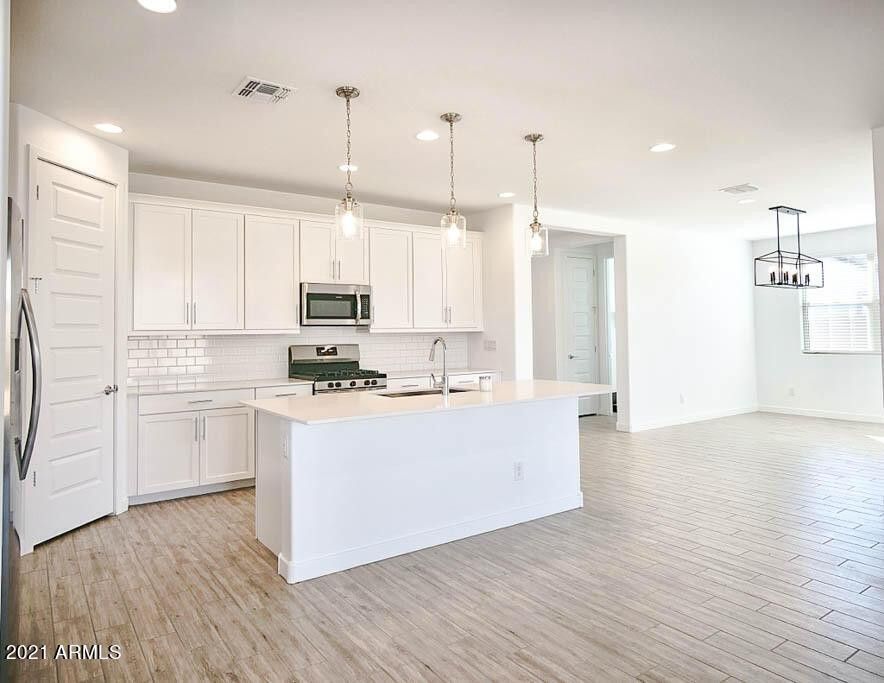 18780 W Cortez Street