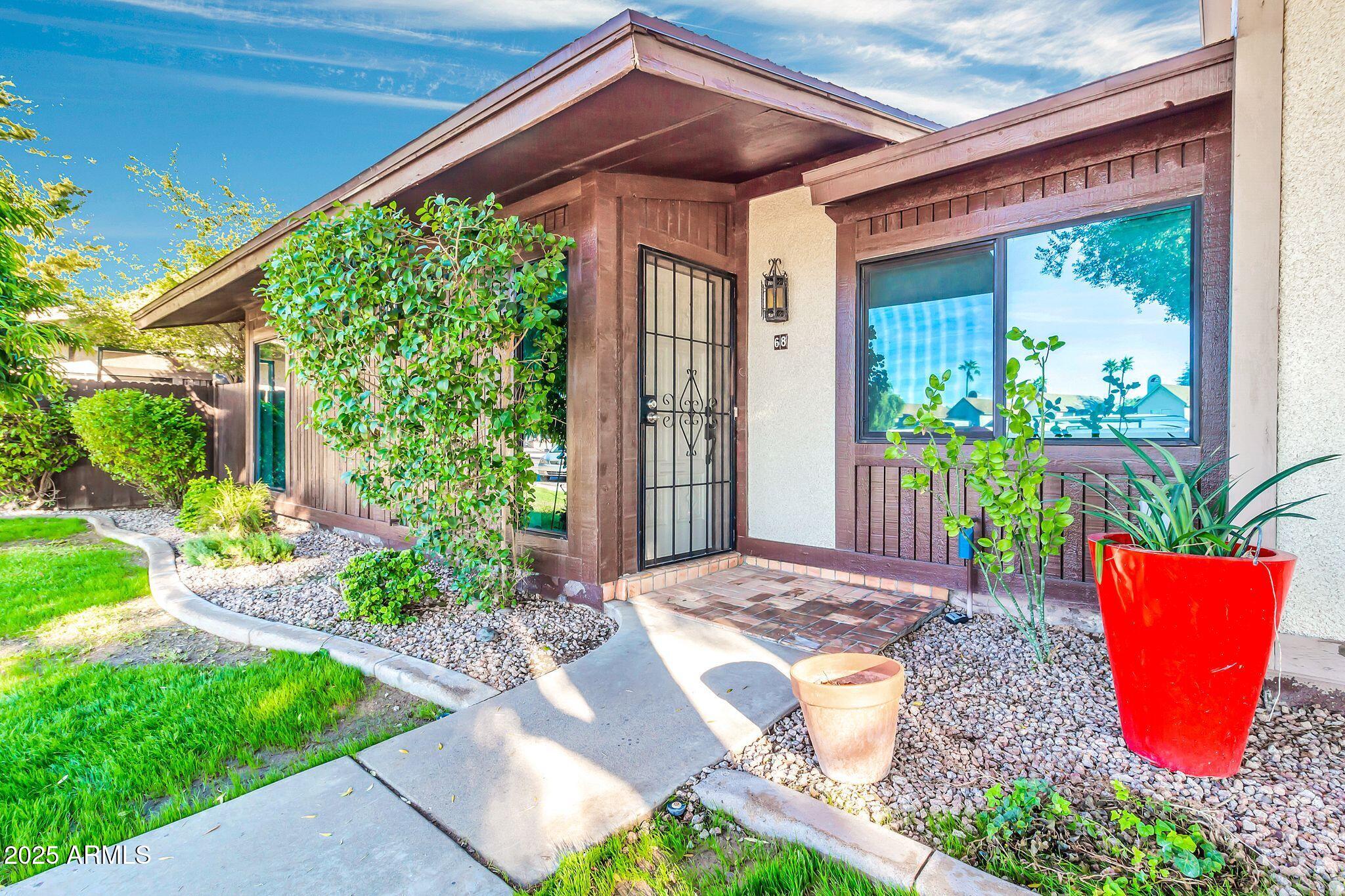 1550 N STAPLEY Drive 68