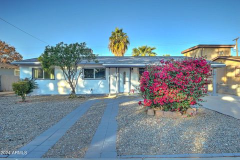 Photo of 4522 N 14th Avenue, Phoenix, AZ 85013 (MLS # 6932049)