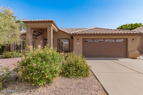 Single Family Residence in Gilbert AZ 847 HORSESHOE Avenue.jpg