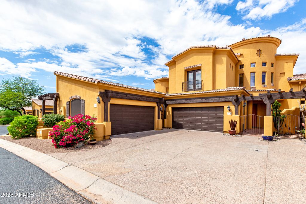 Photo of 5370 S Desert Dawn Drive #23, Gold Canyon, AZ 85118 (MLS # 6921205)