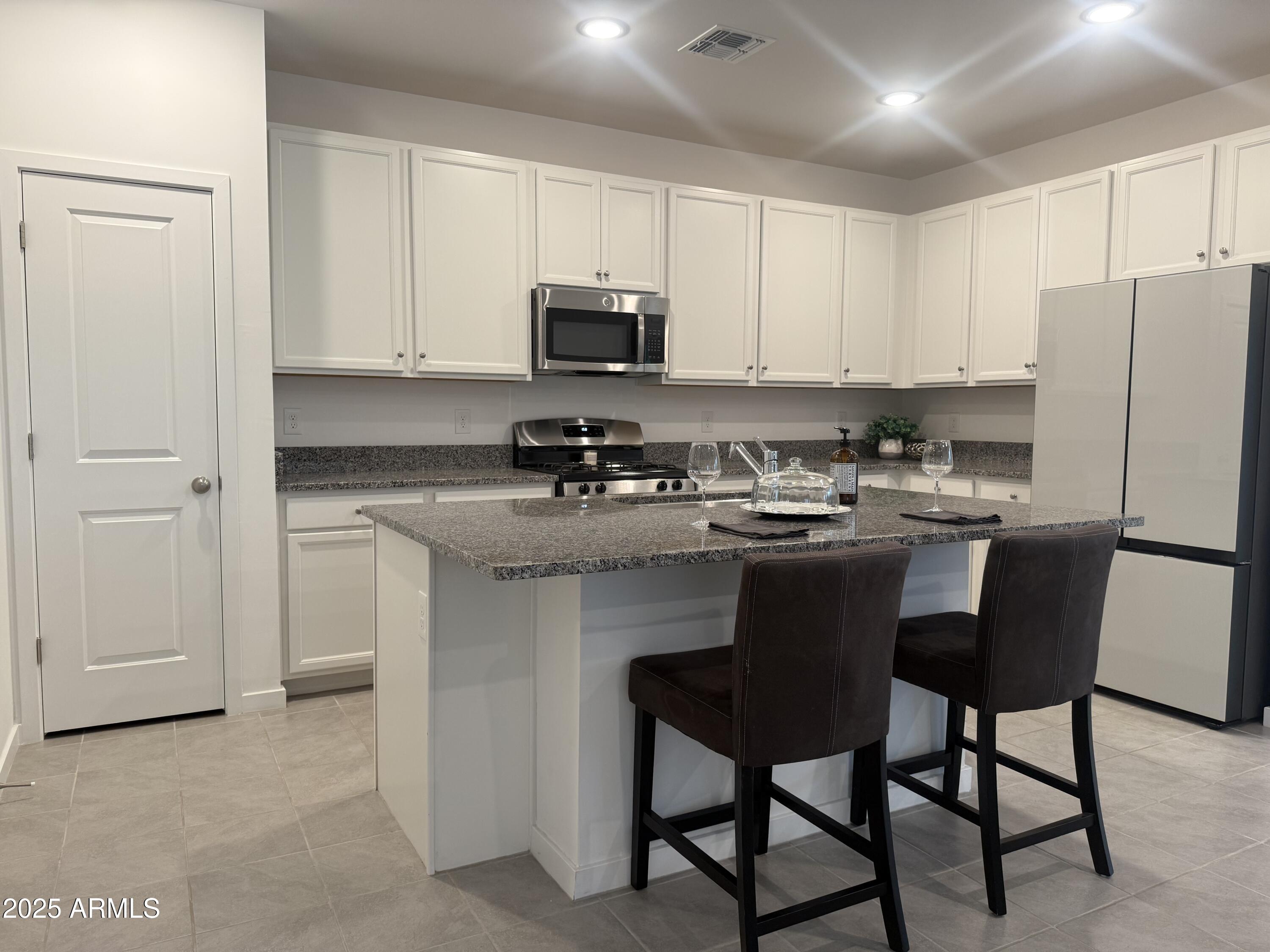 3020 W Bent Tree Drive