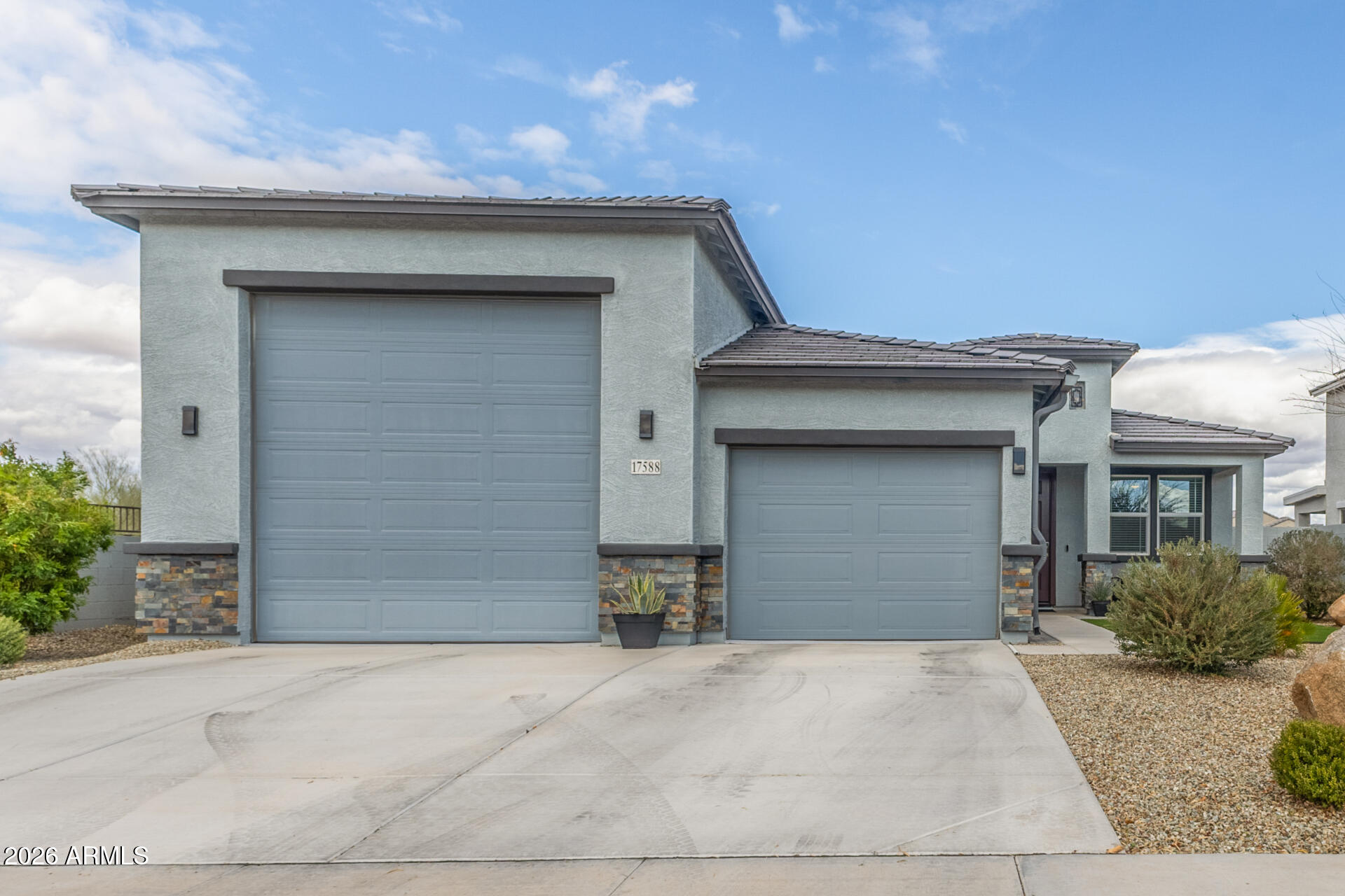 17588 W PARAISO Drive