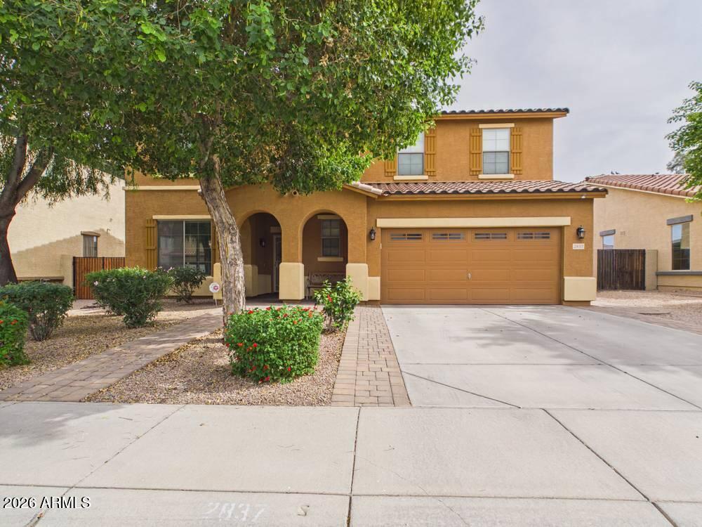 2837 E PALMDALE Lane