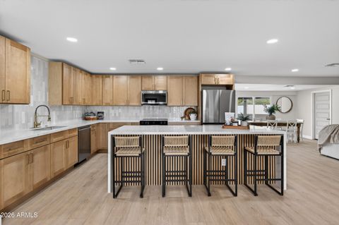 1644 W FRIESS Drive Phoenix AZ 85023