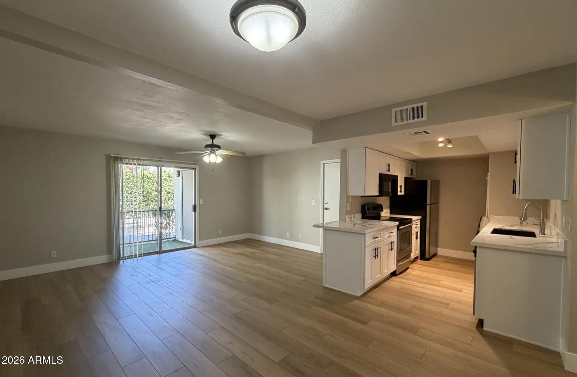 740 W ELM Street 162