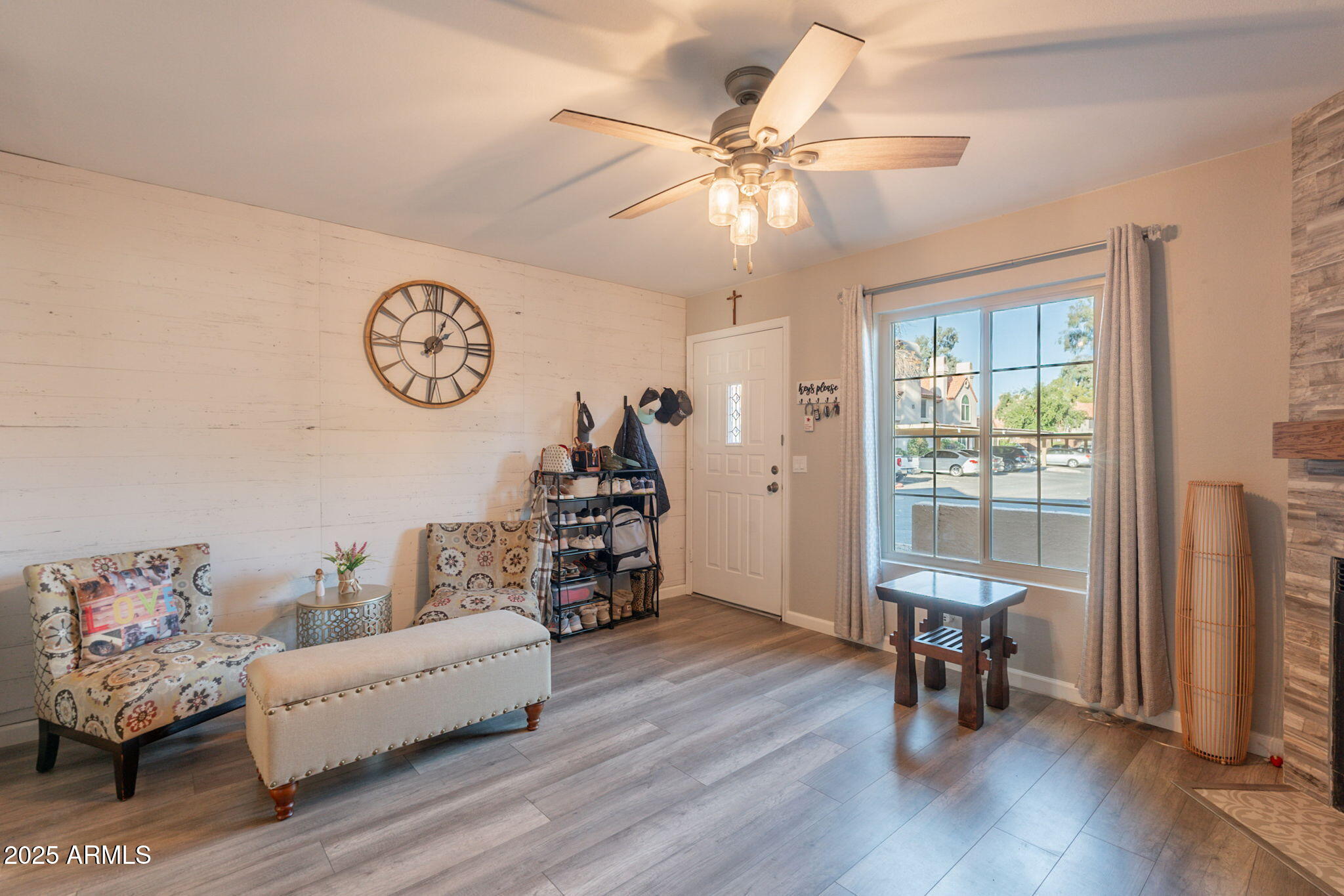 4901 E KELTON Lane 1063