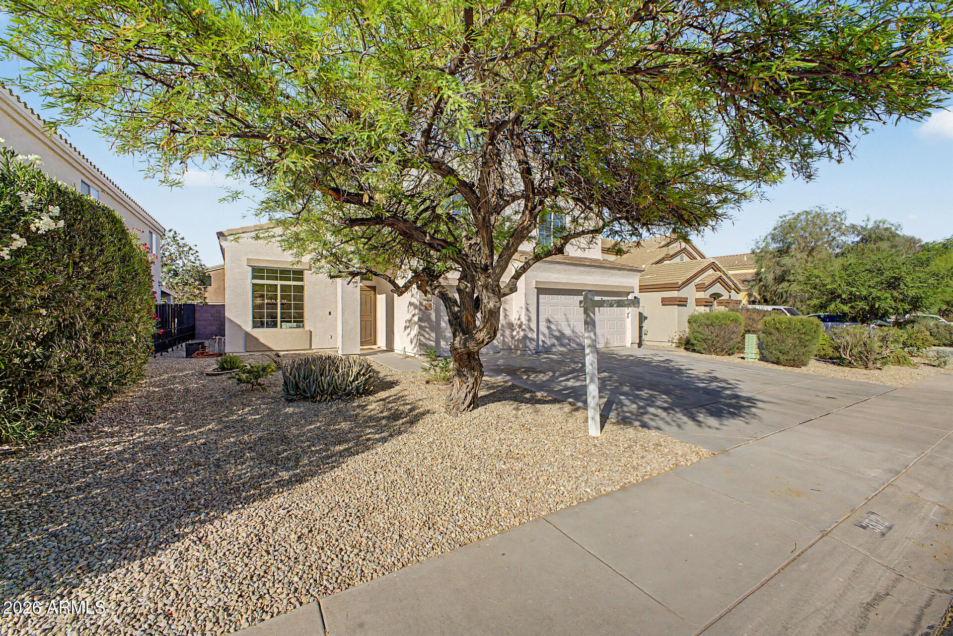3512 W MINERAL BUTTE Drive