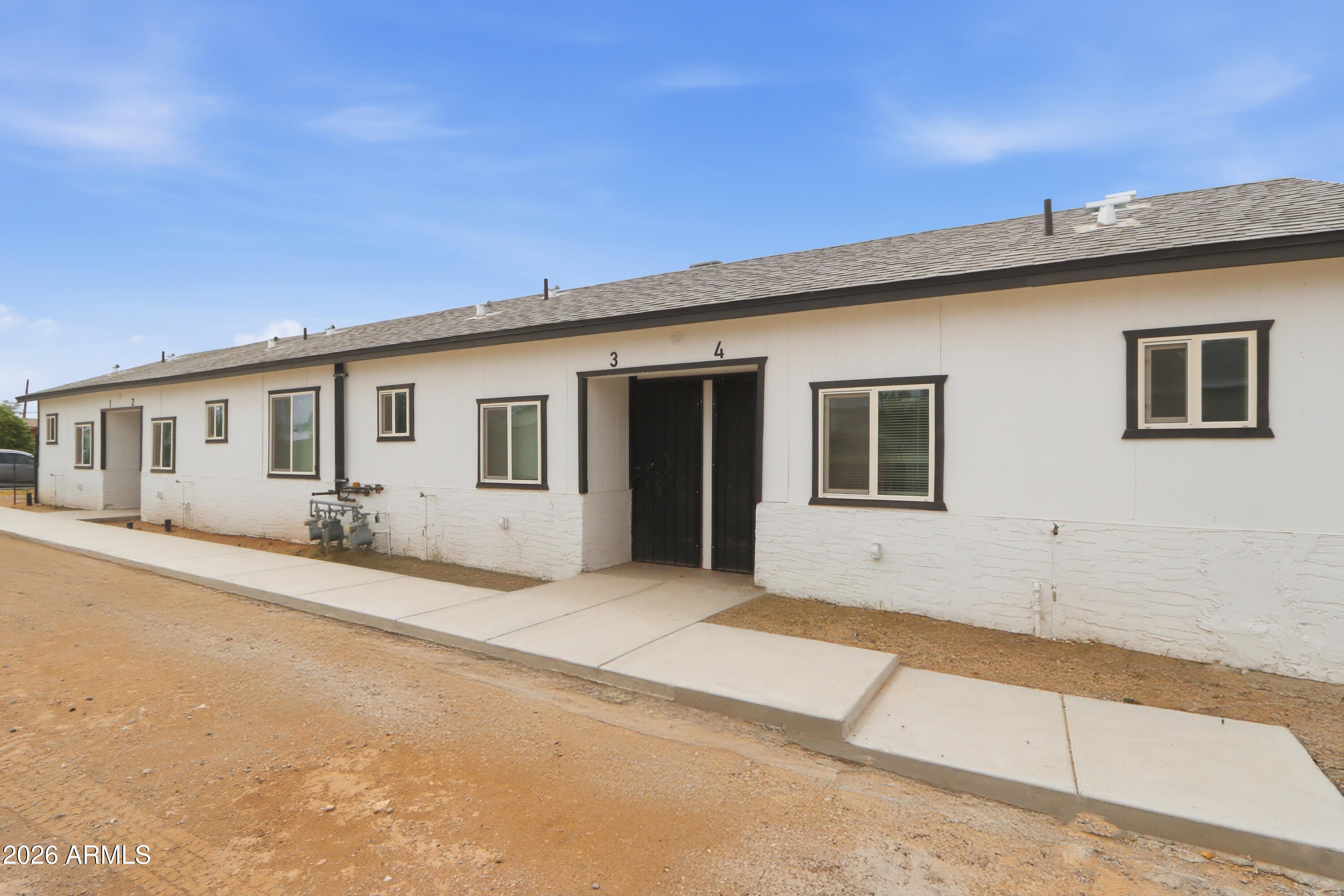 338 N 1ST Street