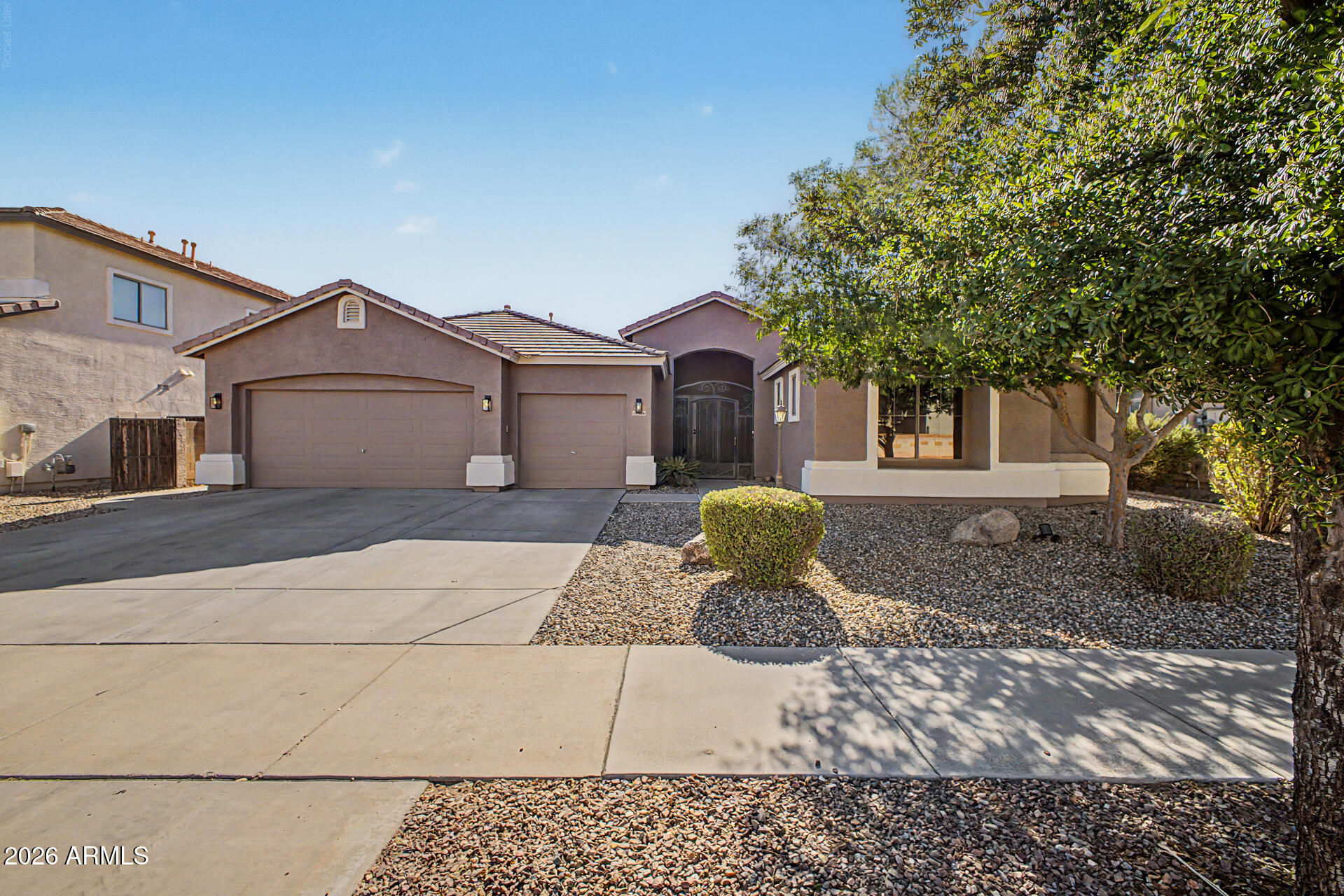 11806 N 142ND Drive