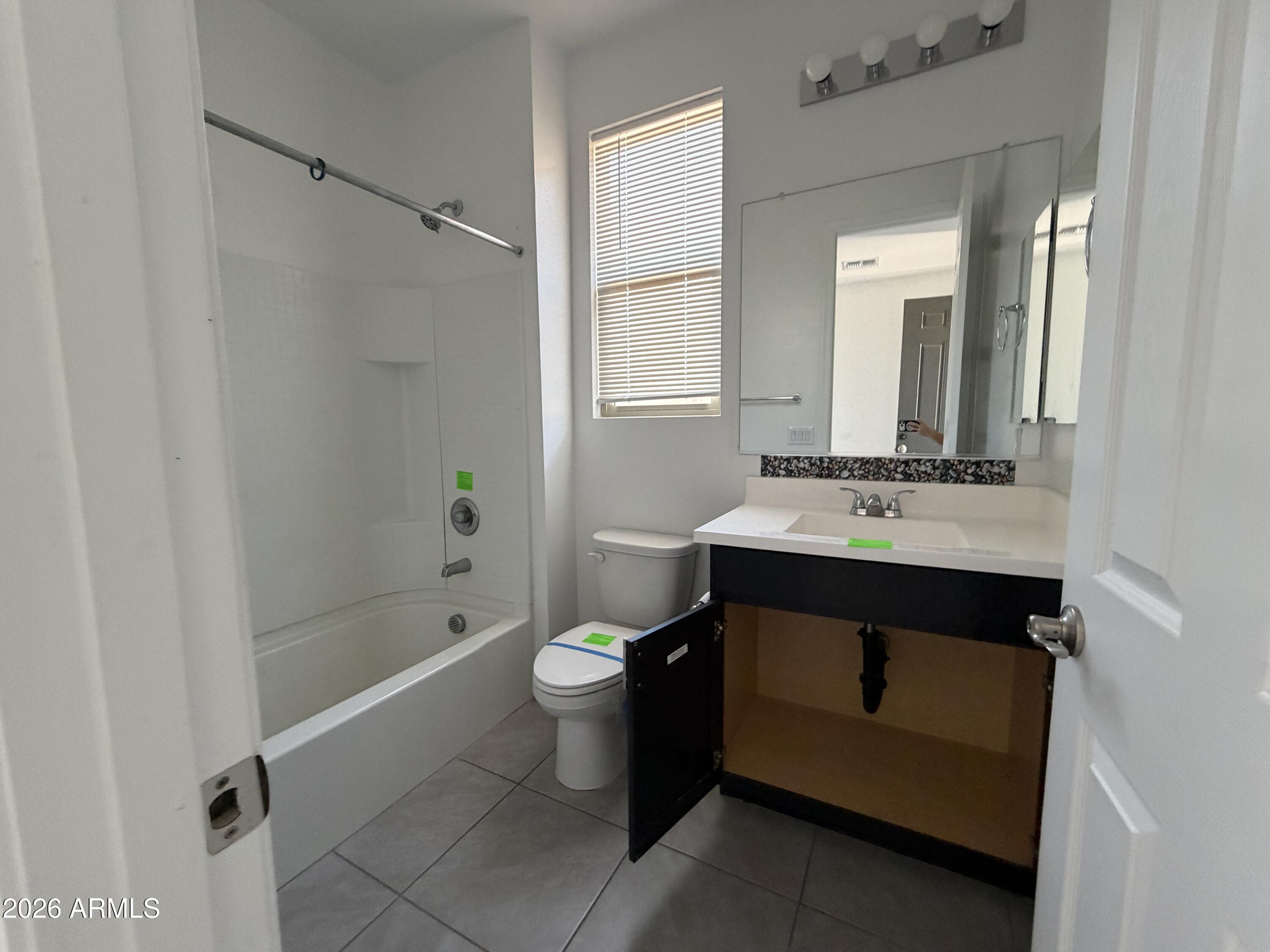775 S LA MESA Court