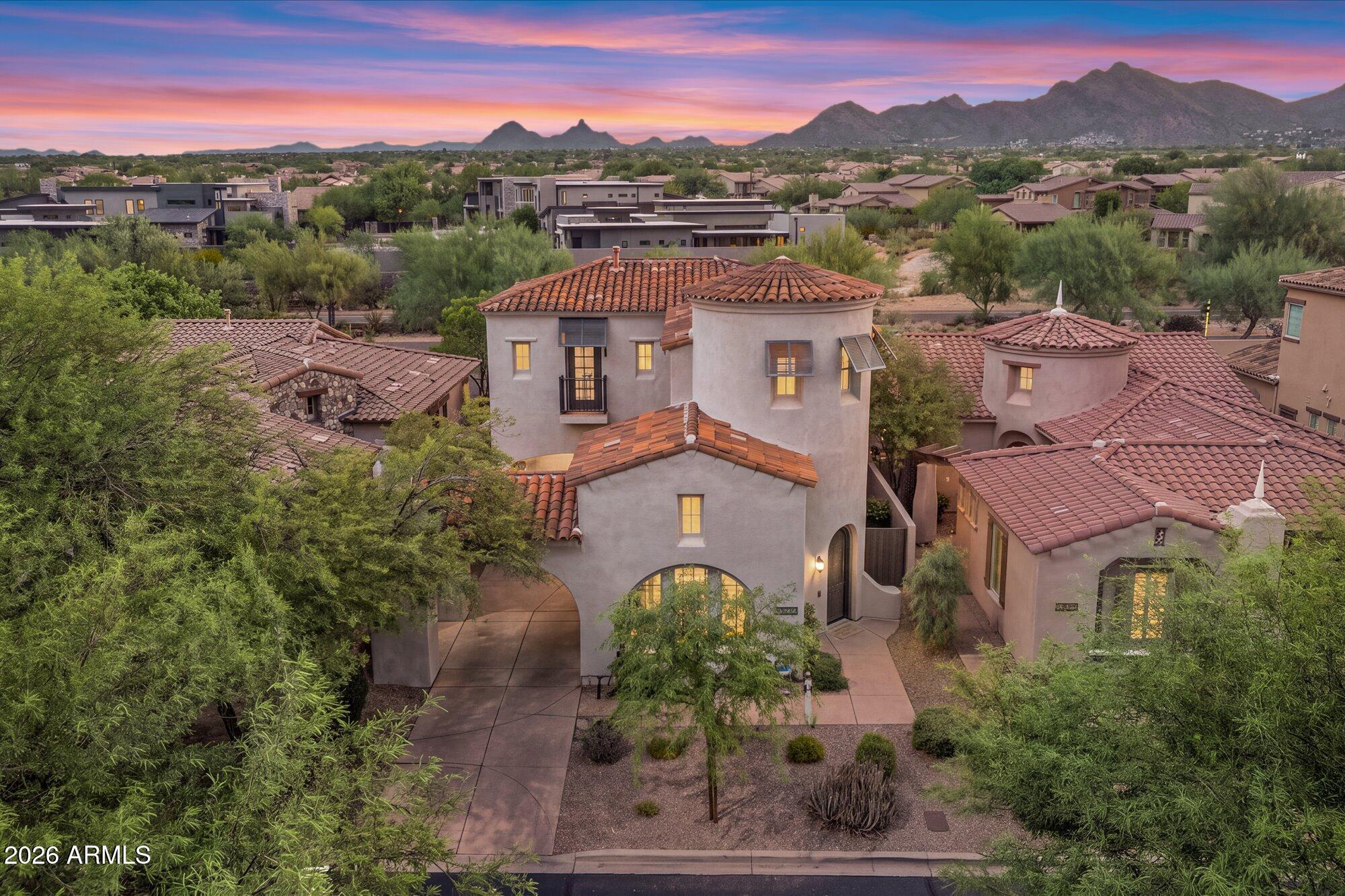 9226 E HORSESHOE BEND Drive
